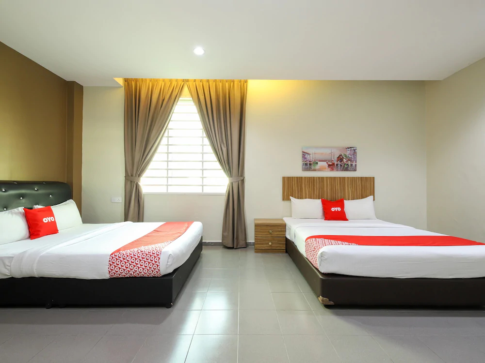Riaz Hotel by OYO Rooms