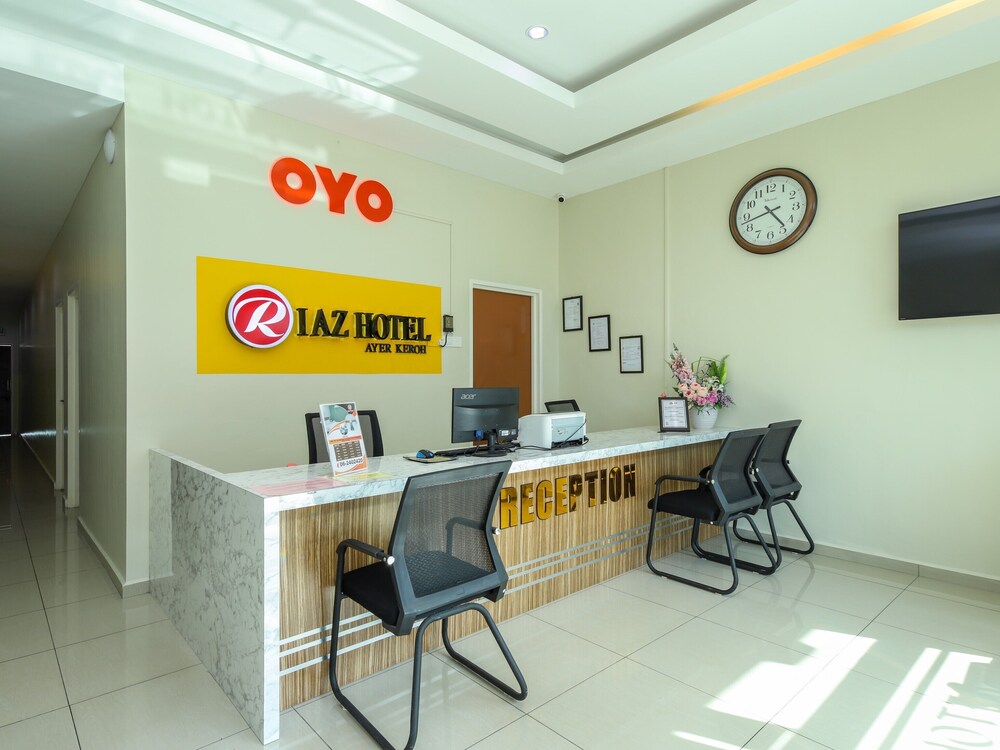 Riaz Hotel by OYO Rooms