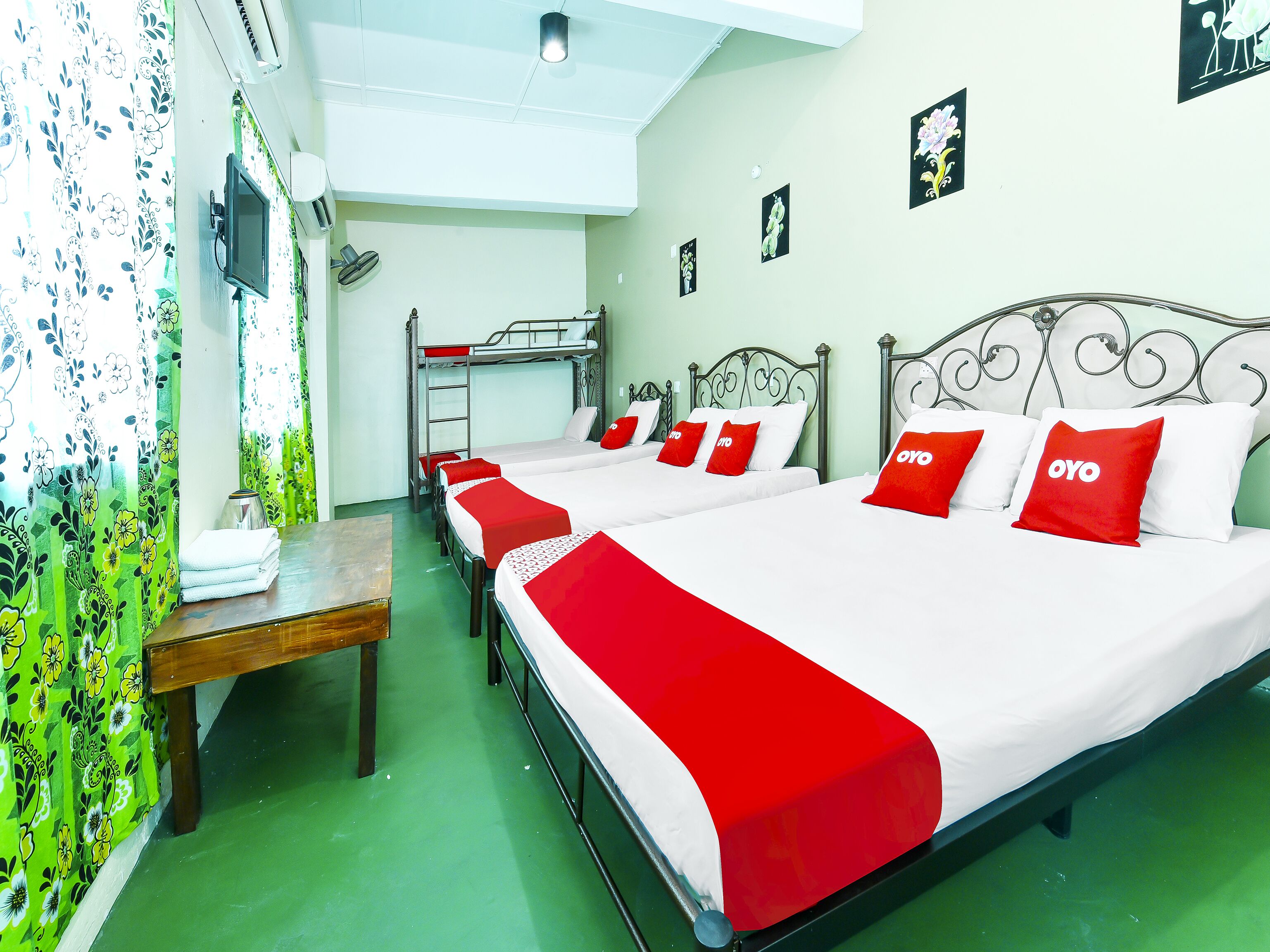 Spot On 90477 Hotel Kl2fighter