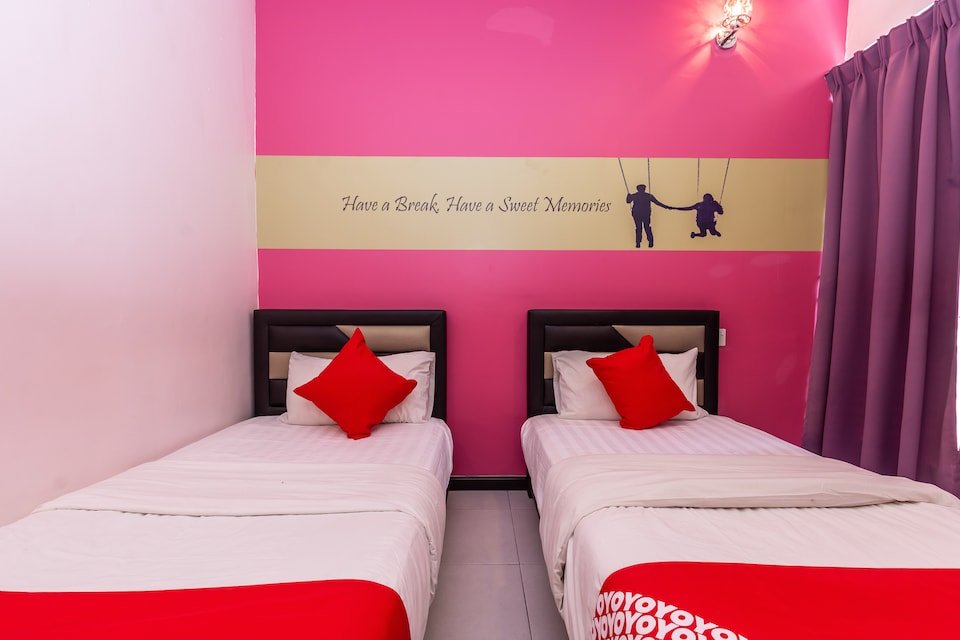 Sweet Memories Hotel by OYO Rooms