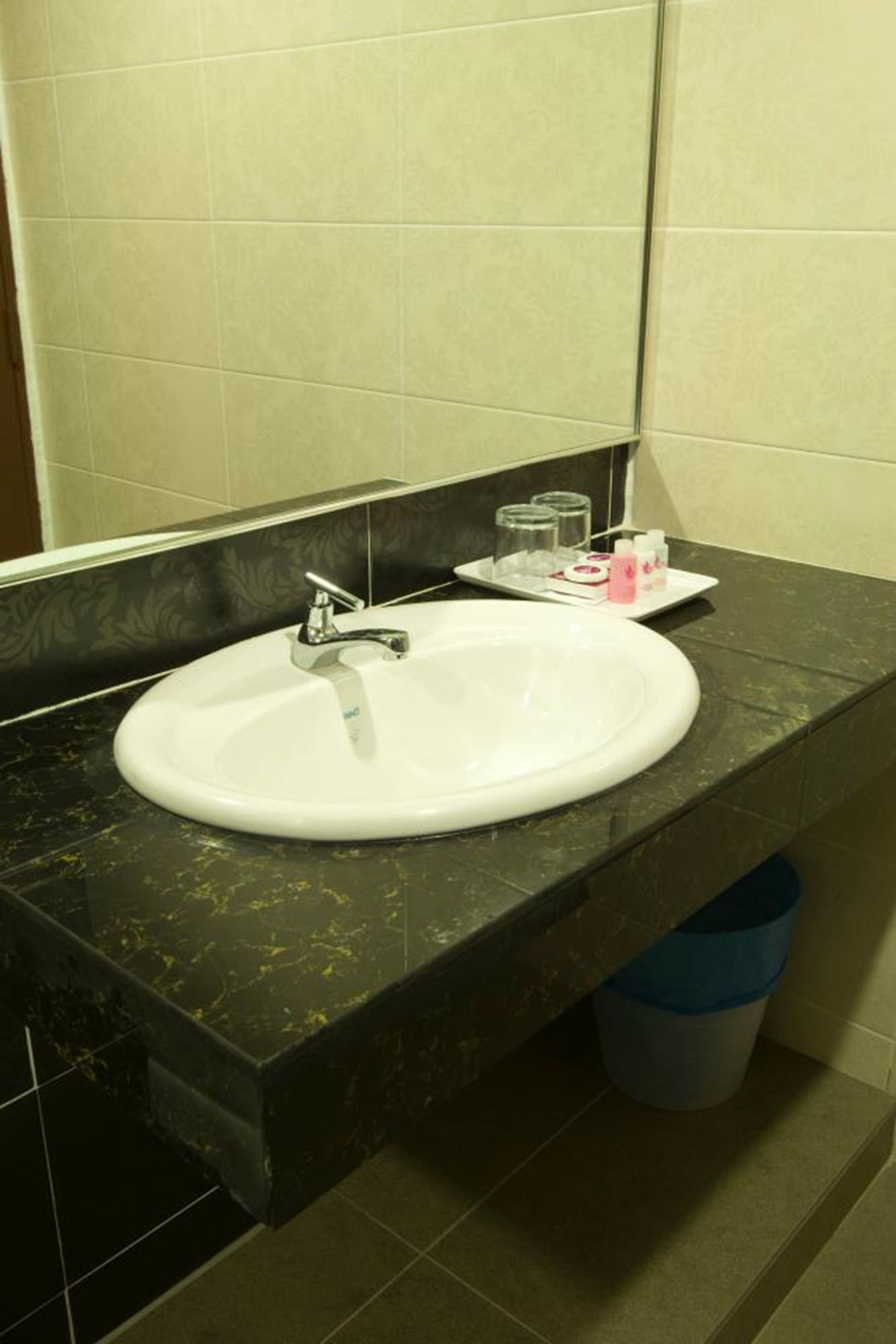 Syaz Meridien Hotel
