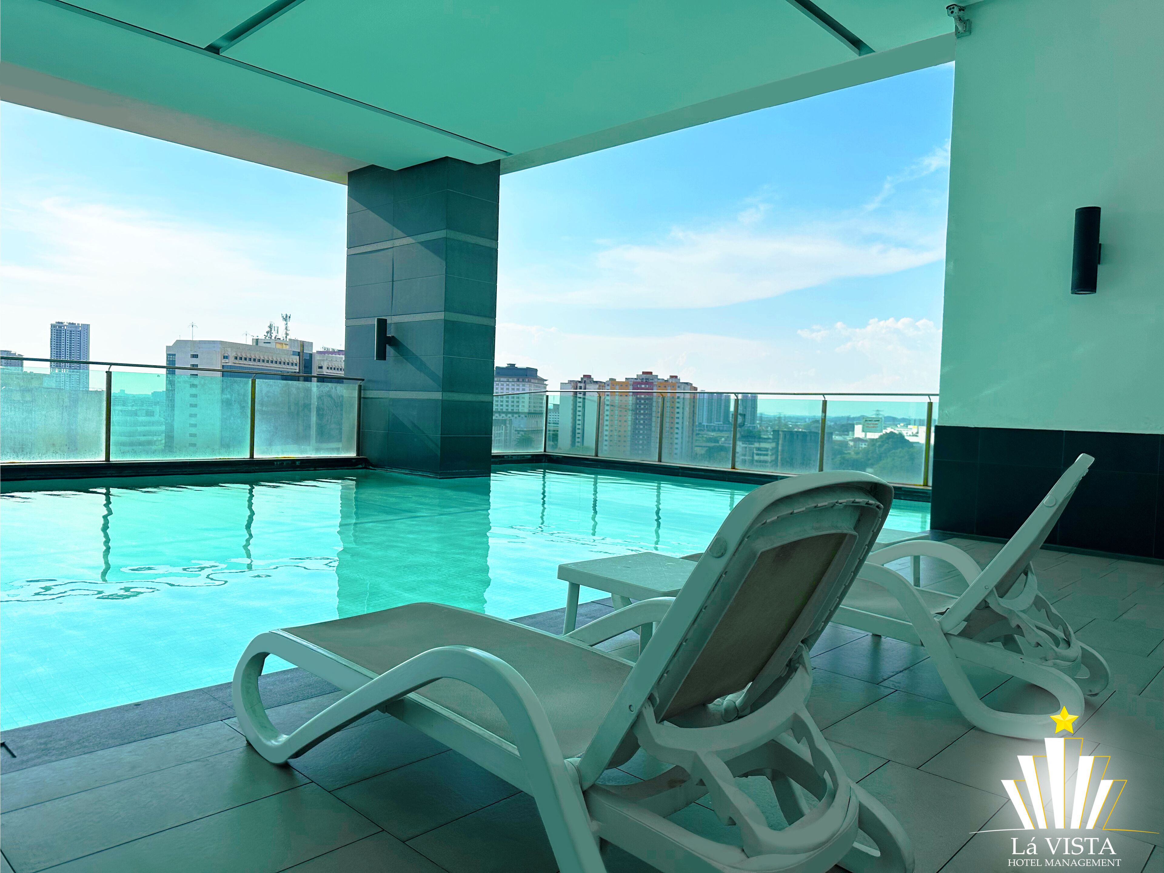 The Shore Hotel & Residences by La Vista