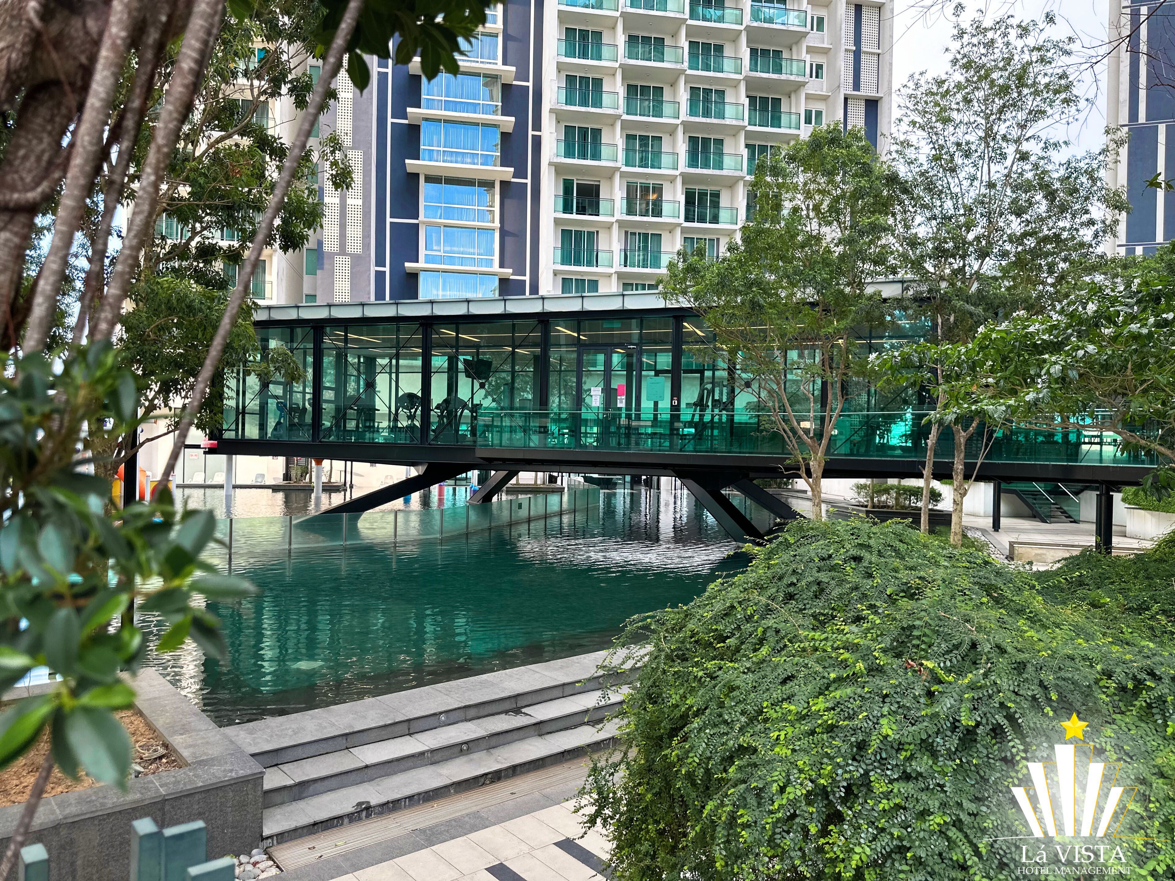 The Shore Hotel & Residences by La Vista