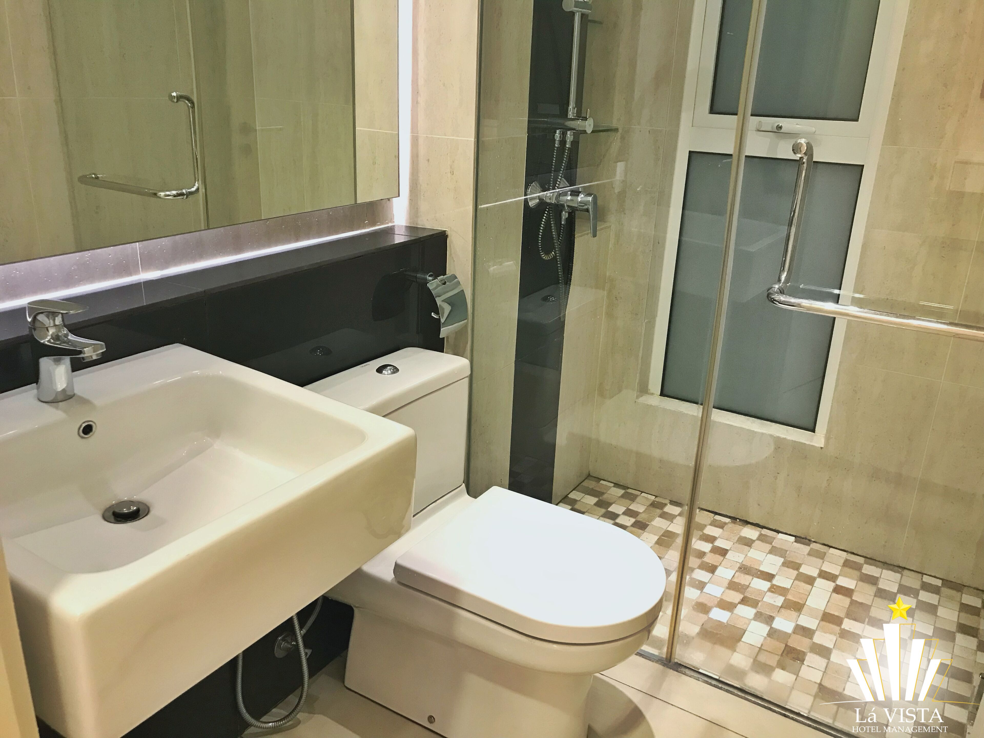The Shore Hotel & Residences by La Vista