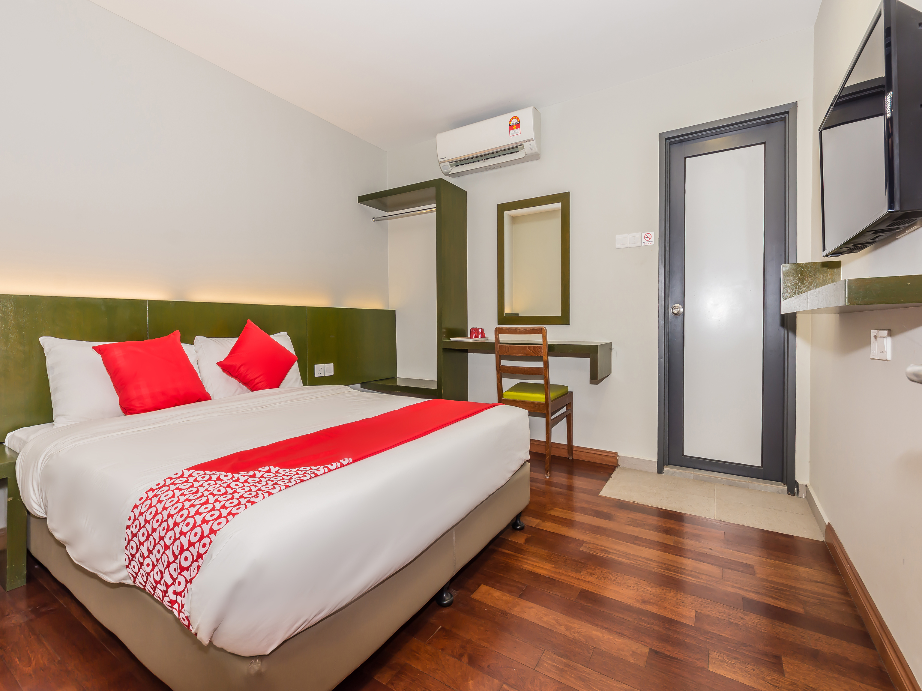 Trevor Hotel