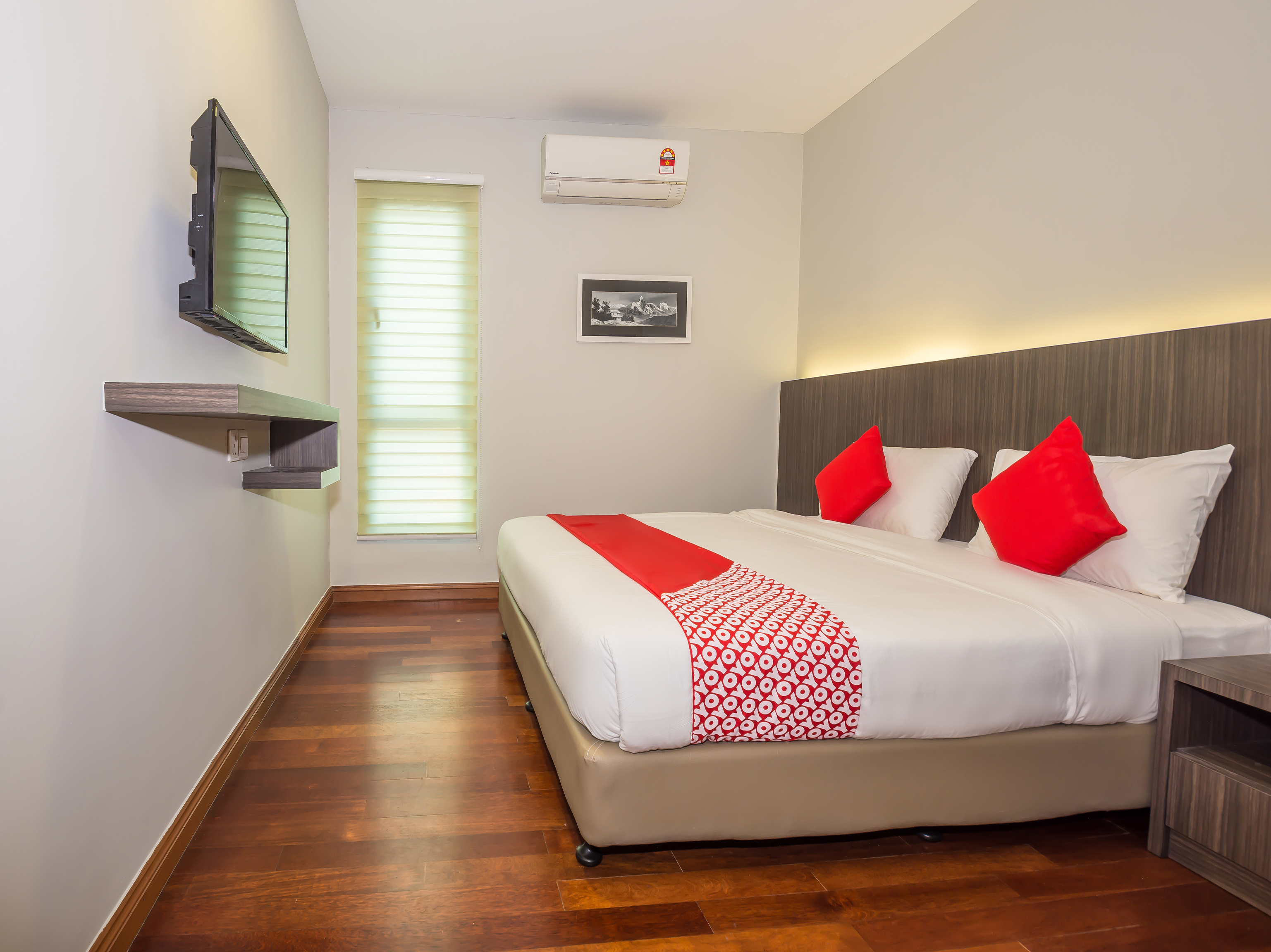 Trevor Hotel