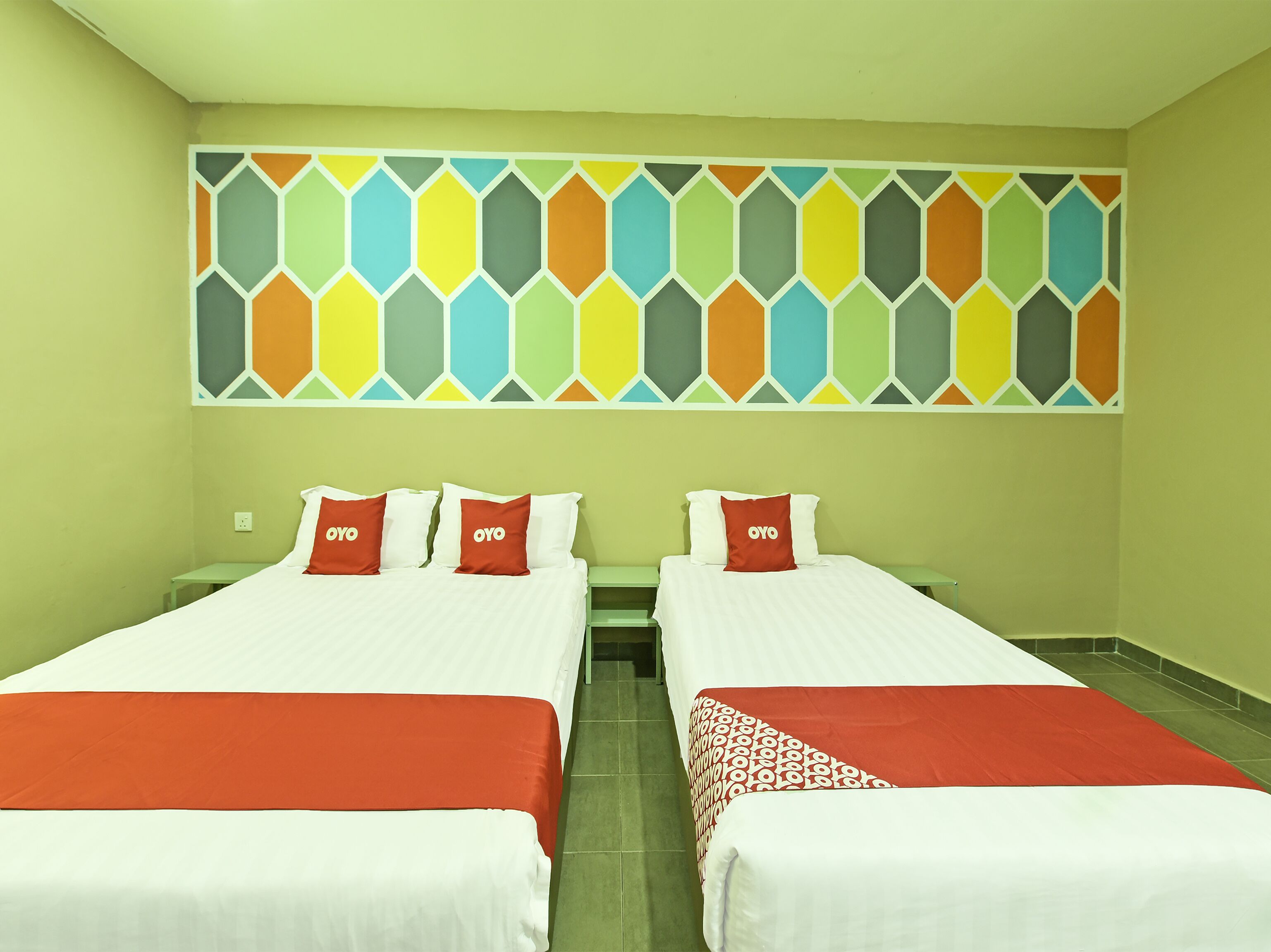Venomi Hotel by OYO