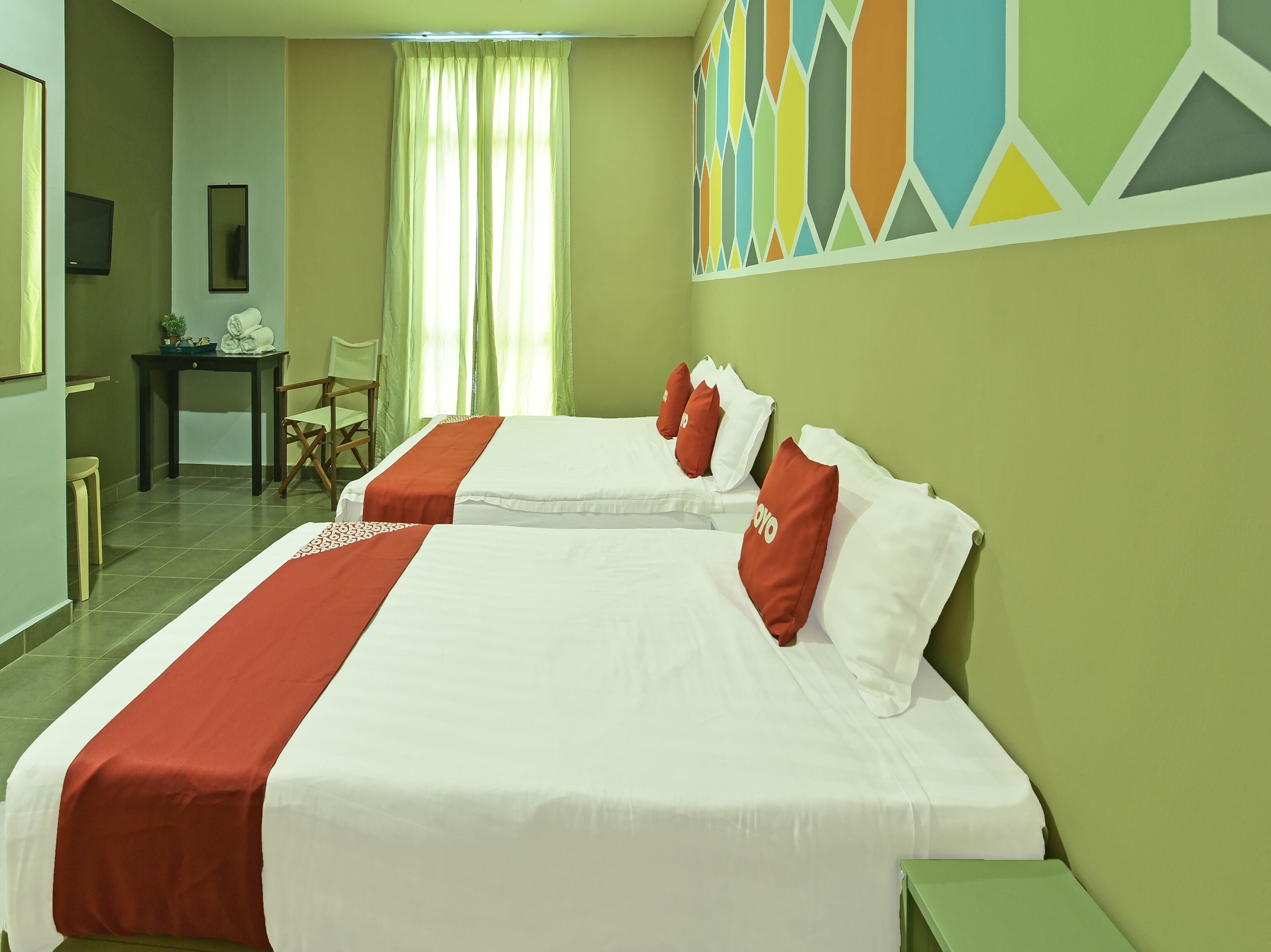 Venomi Hotel by OYO