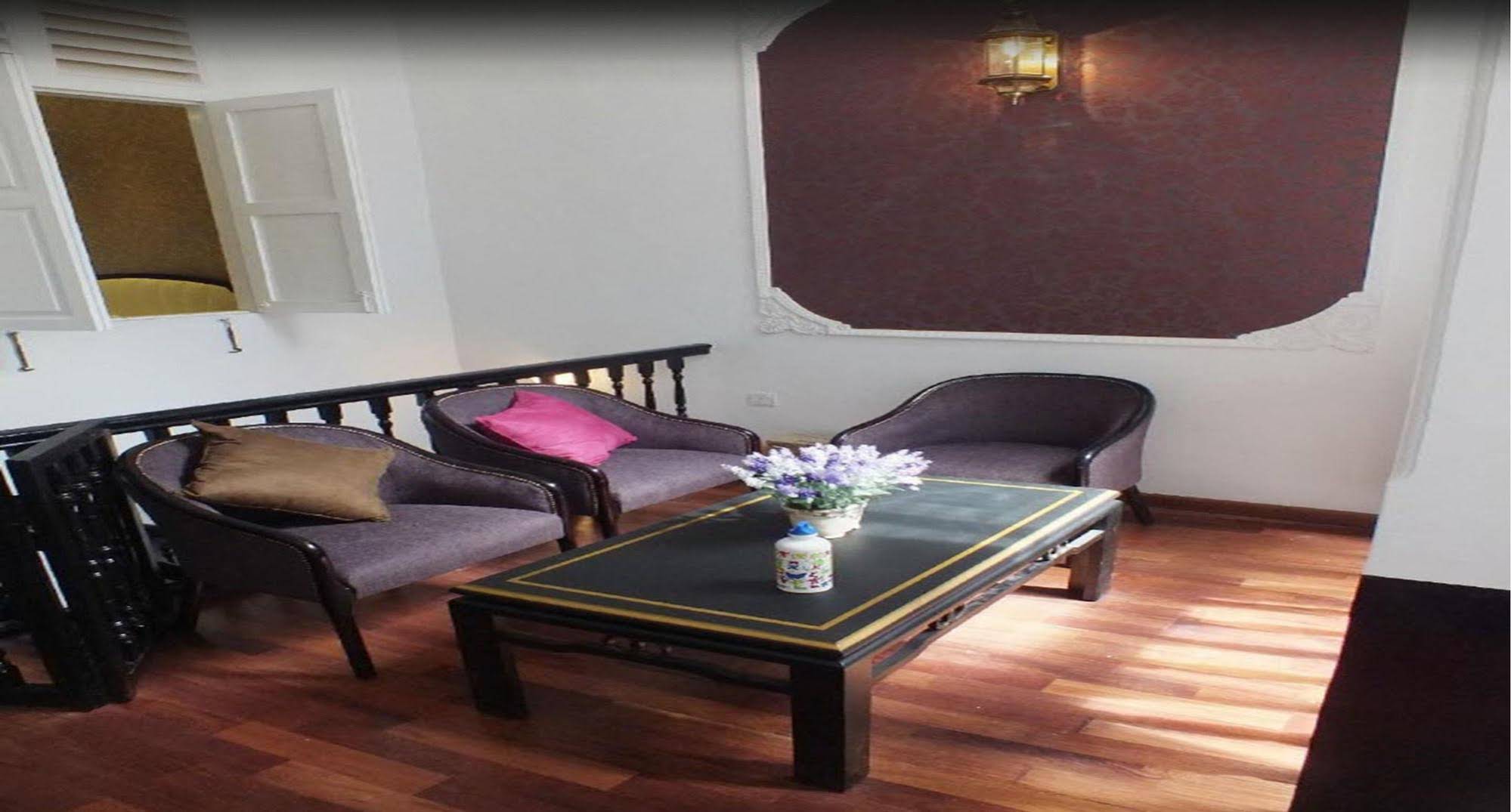 Vintage Eleven Guesthouse