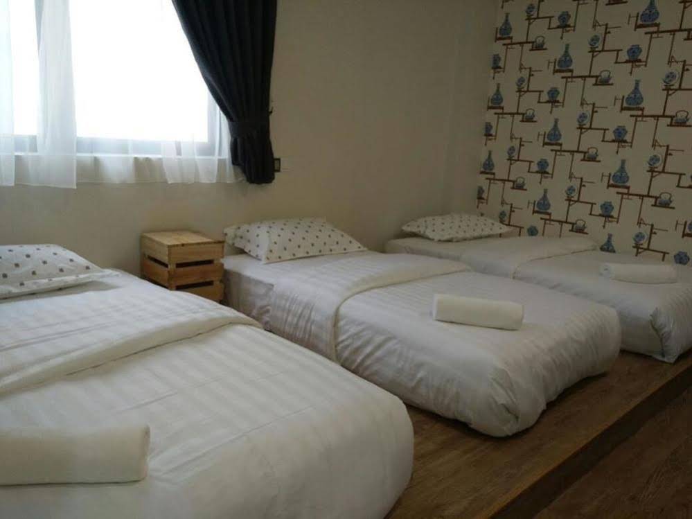 Swing & Pillows @ Kota Warisan
