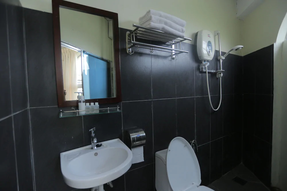 Jam Hotel Near Erl Salak Tinggi Sepang