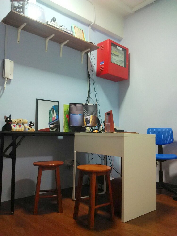 Moon Eleven Hostel