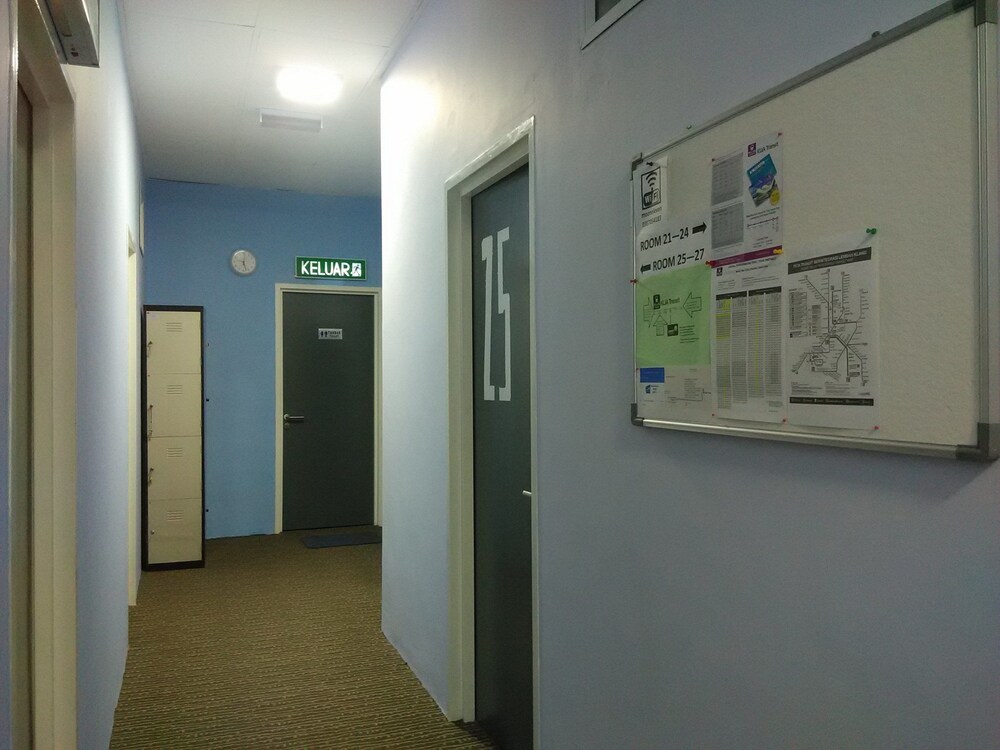 Moon Eleven Hostel