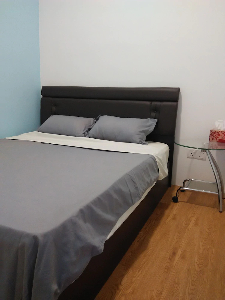 Moon Eleven Hostel
