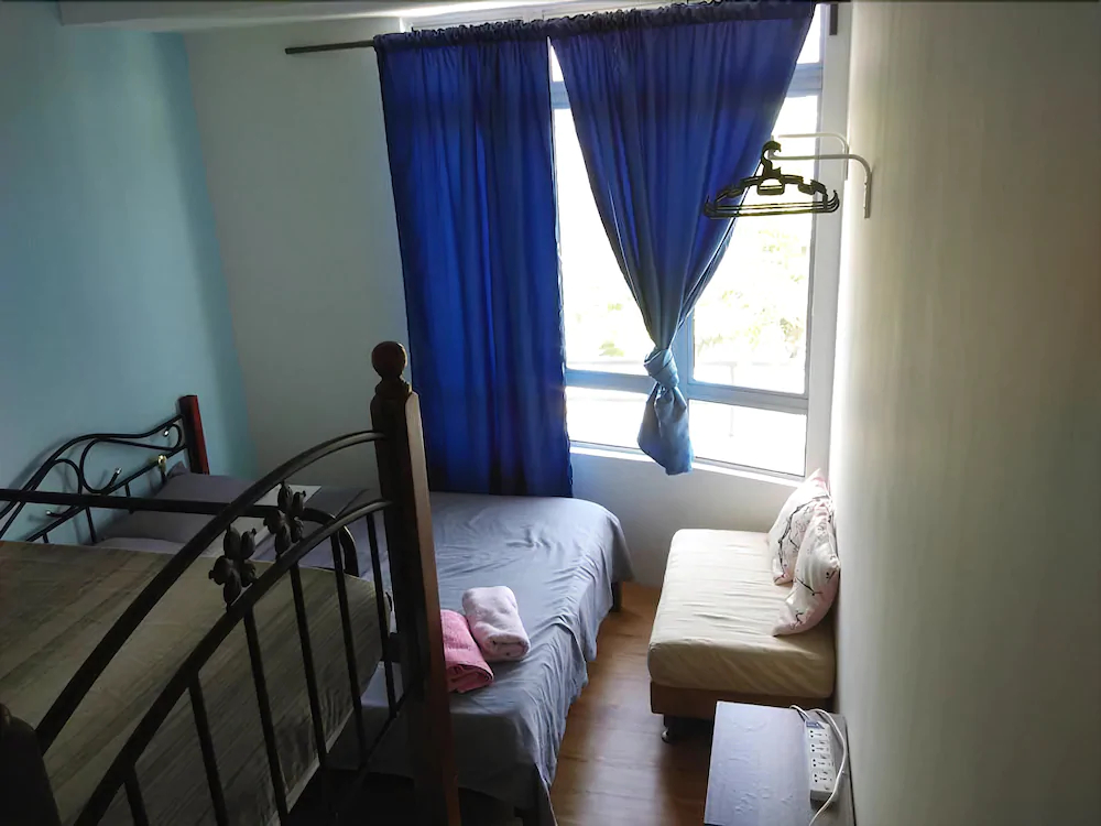 Moon Eleven Hostel