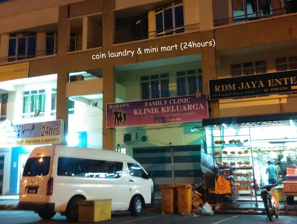 Moon Eleven Hostel