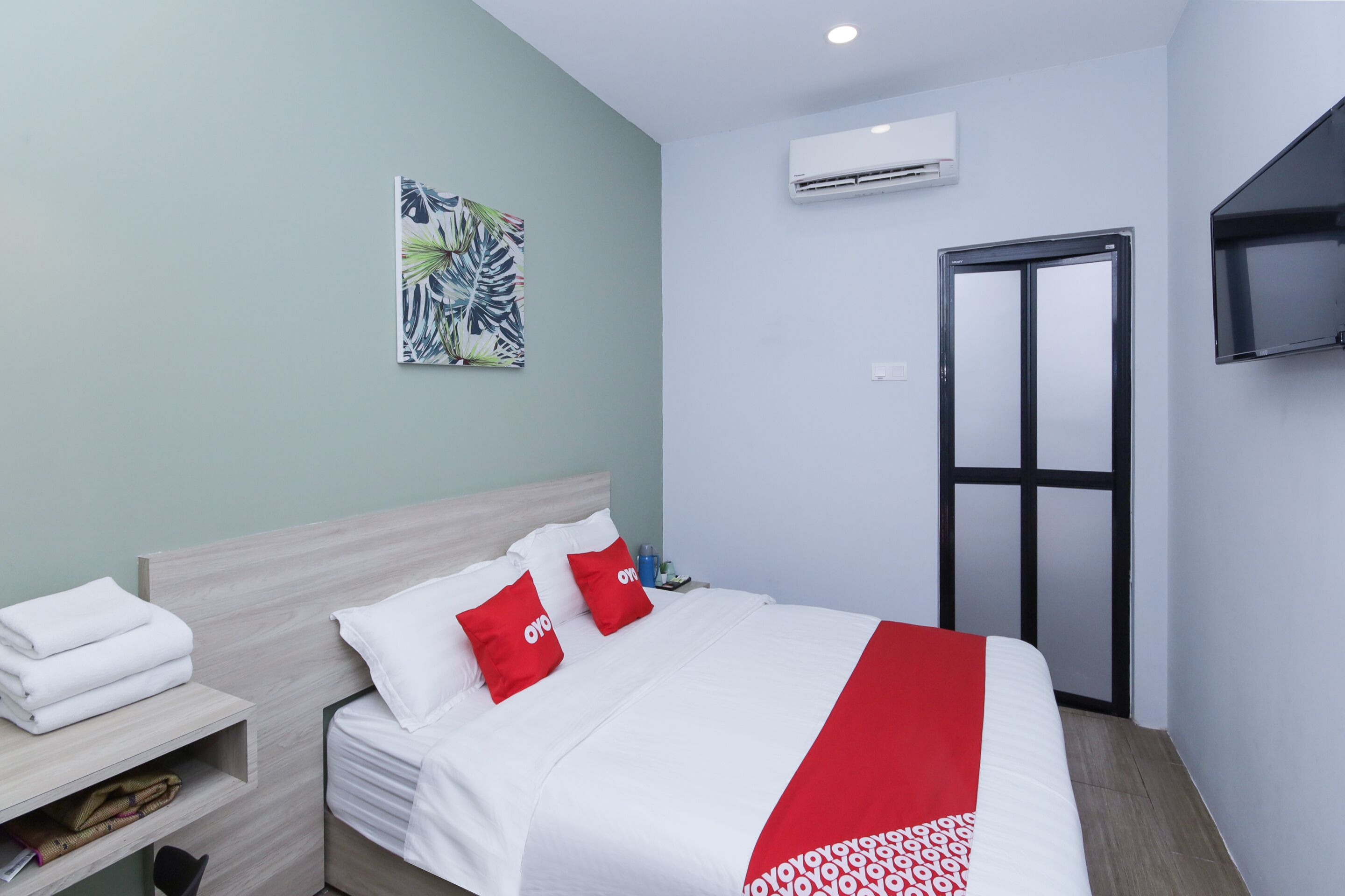 Oyo 90399 Green Home Hotel