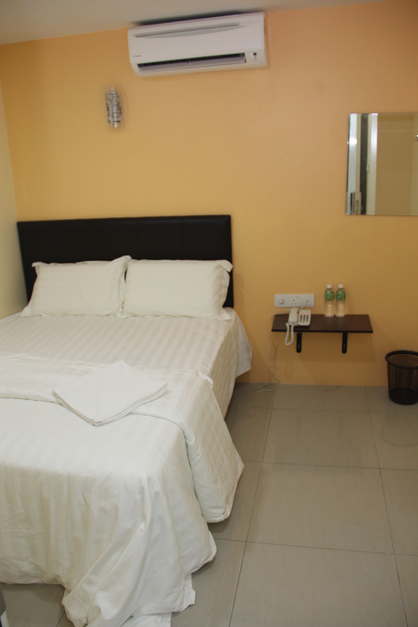 OYO 89665 Royale City Hotel