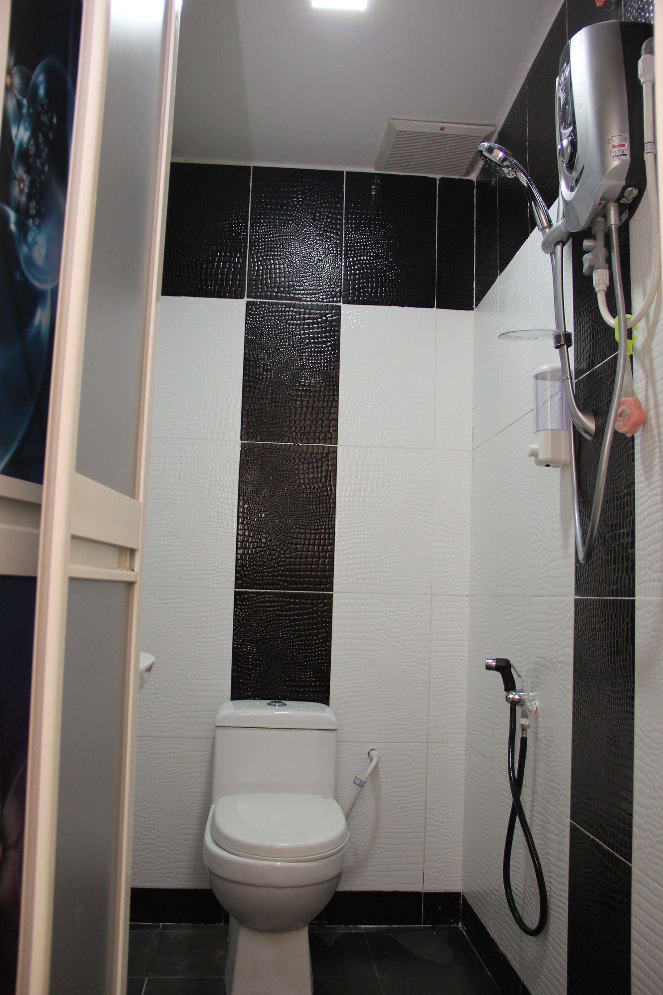OYO 89665 Royale City Hotel