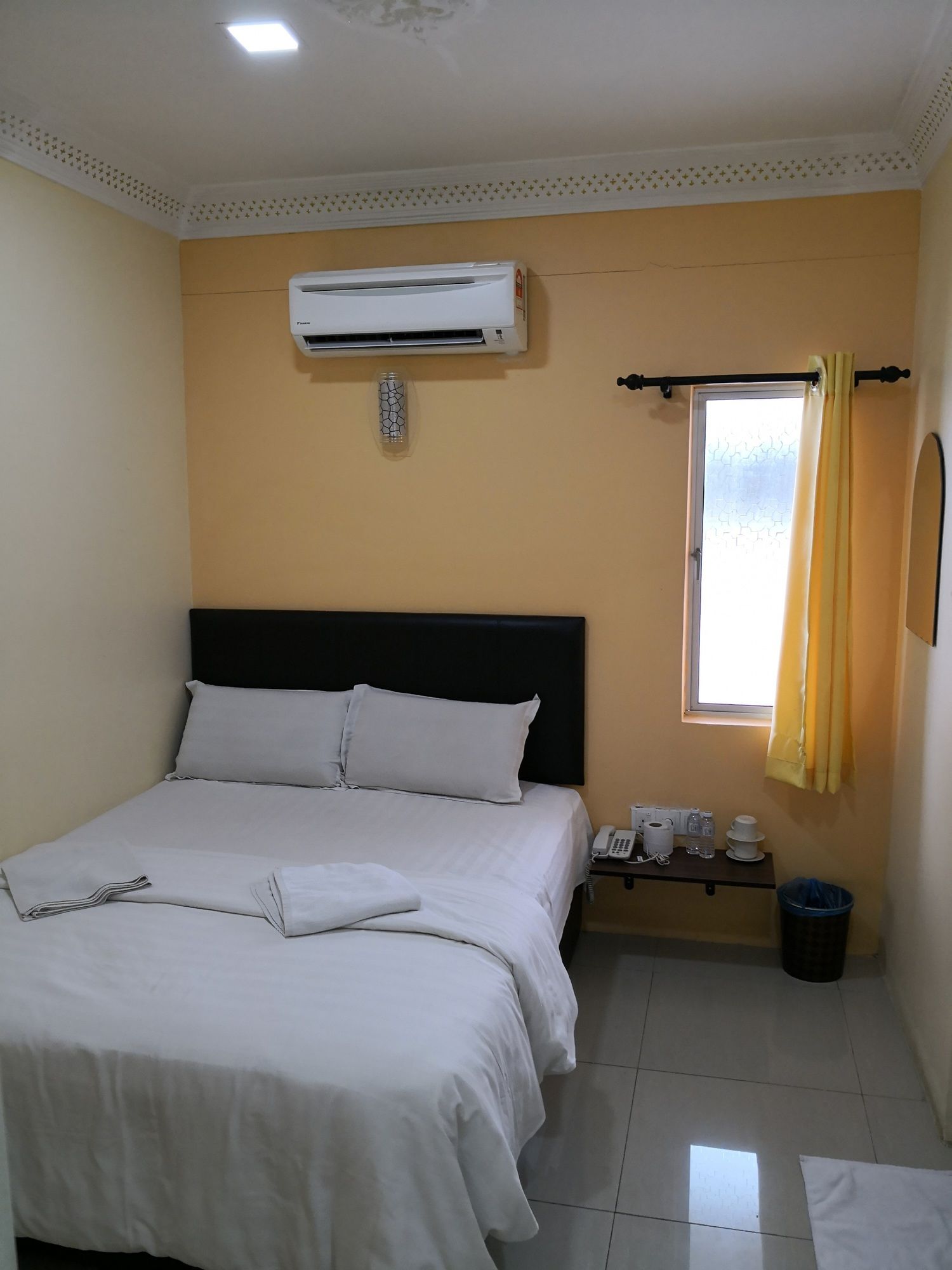 OYO 89665 Royale City Hotel