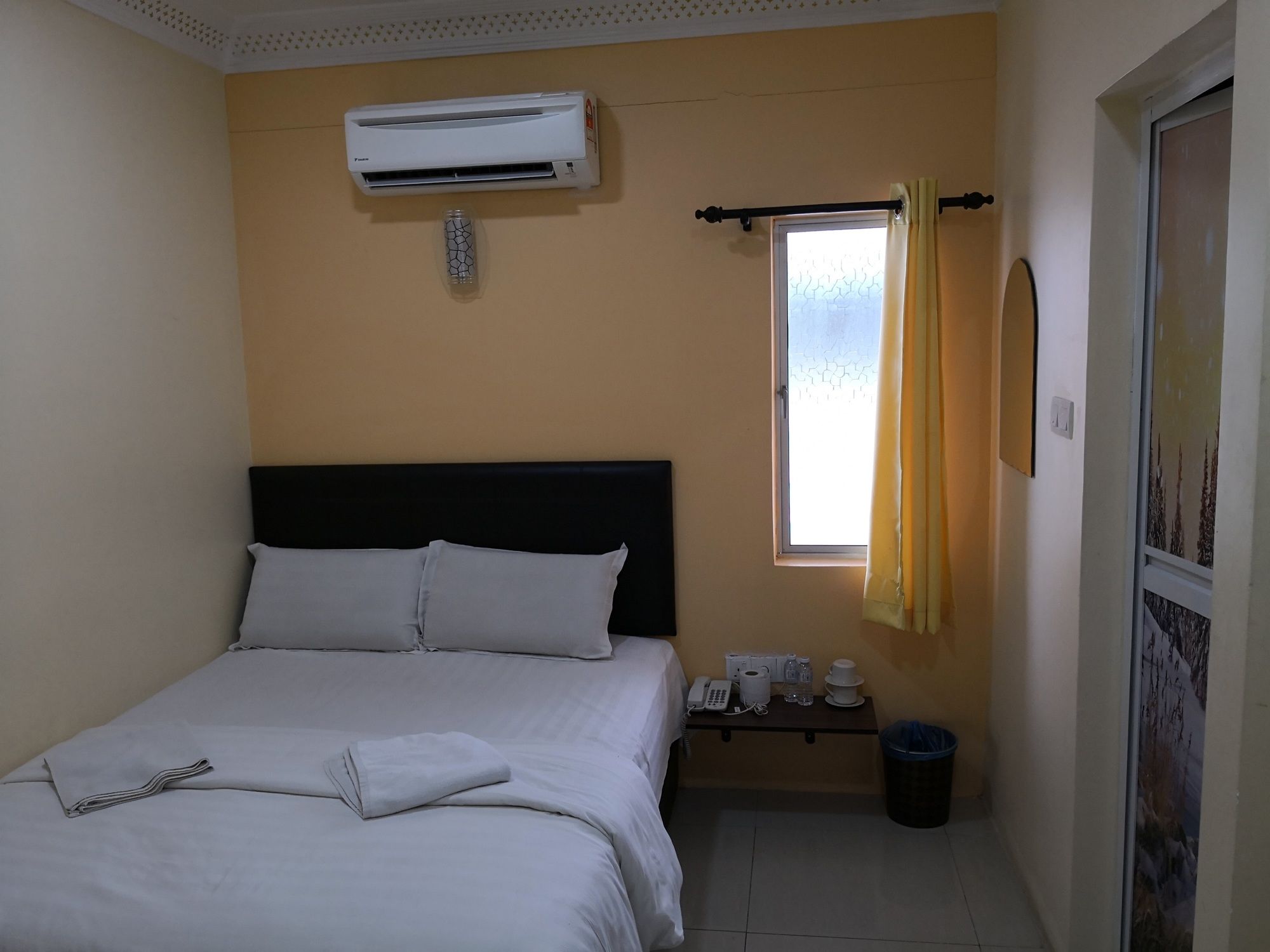 OYO 89665 Royale City Hotel