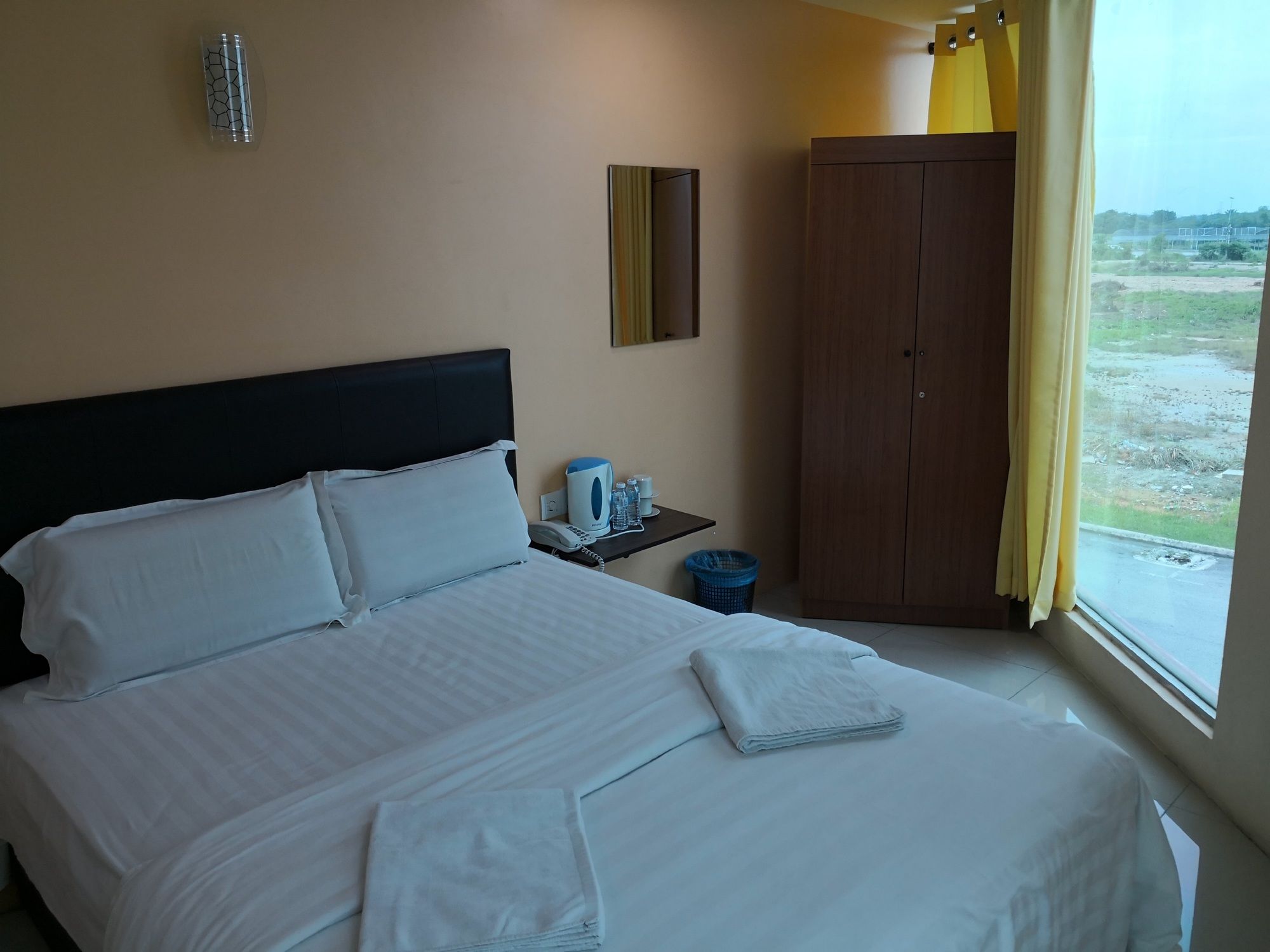 OYO 89665 Royale City Hotel