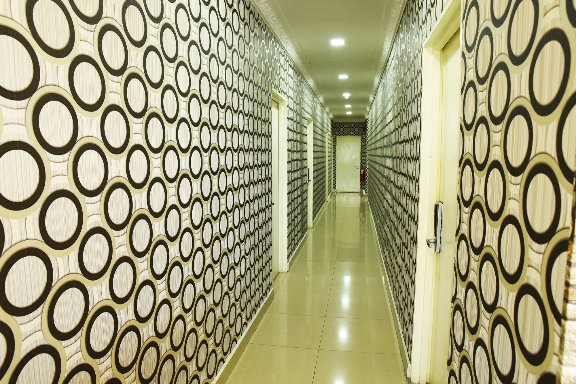 OYO 89665 Royale City Hotel