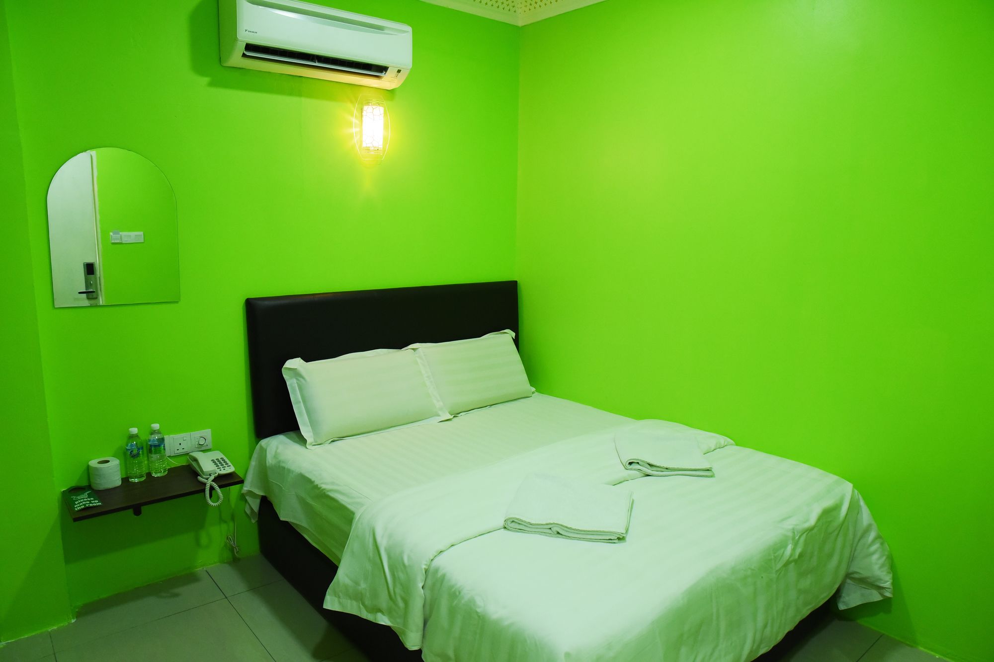 OYO 89665 Royale City Hotel