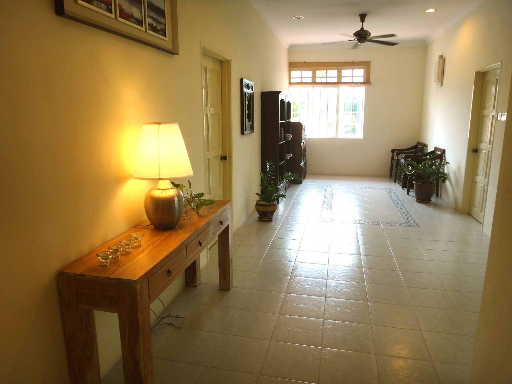 Rumah Putih Bed and Breakfast