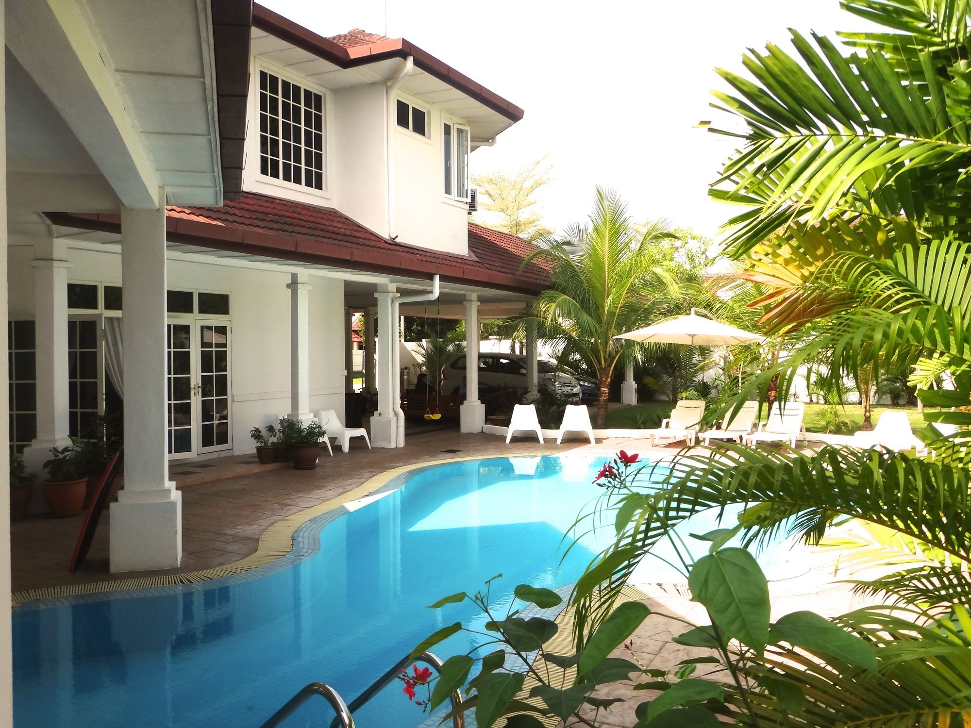 Rumah Putih Bed and Breakfast