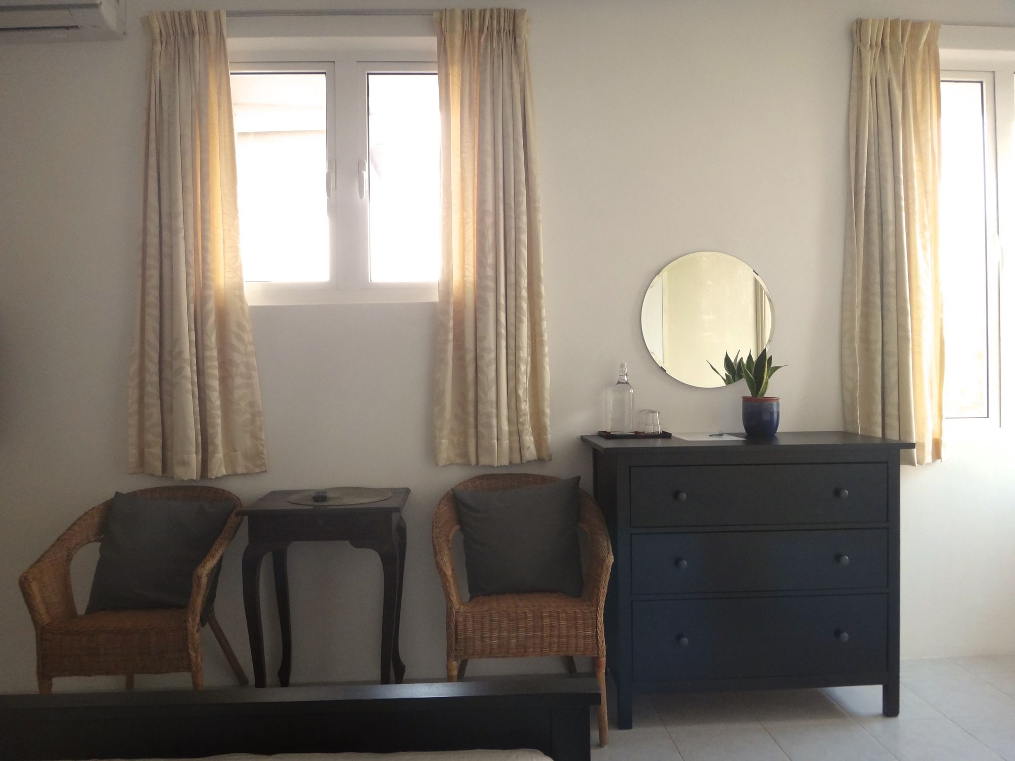 Rumah Putih Bed and Breakfast
