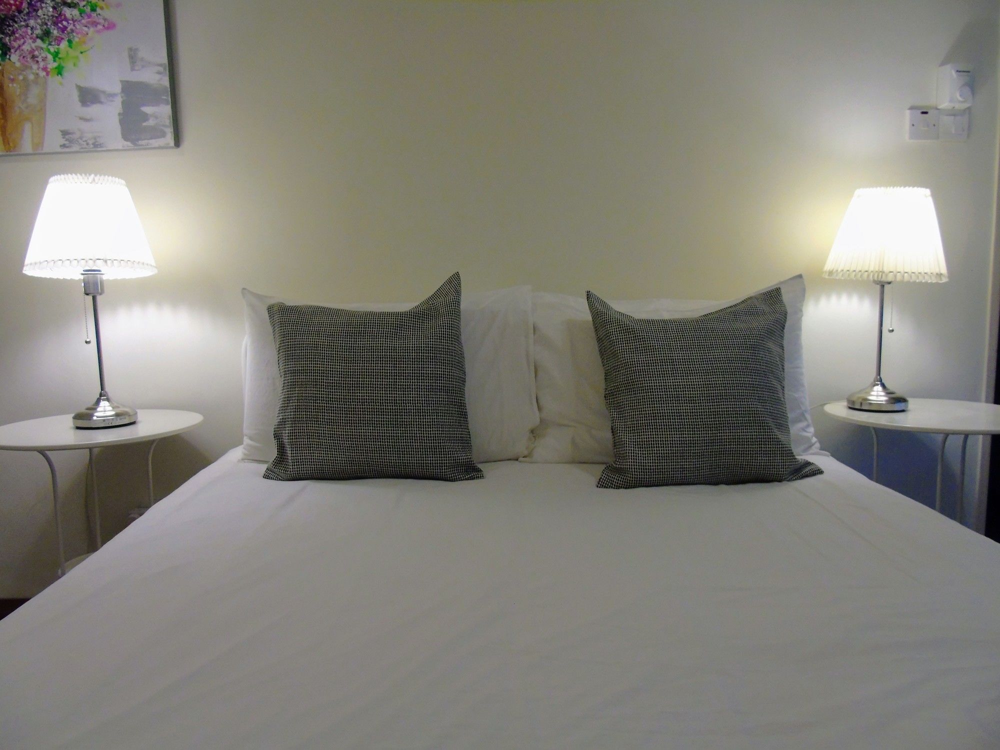 Rumah Putih Bed and Breakfast