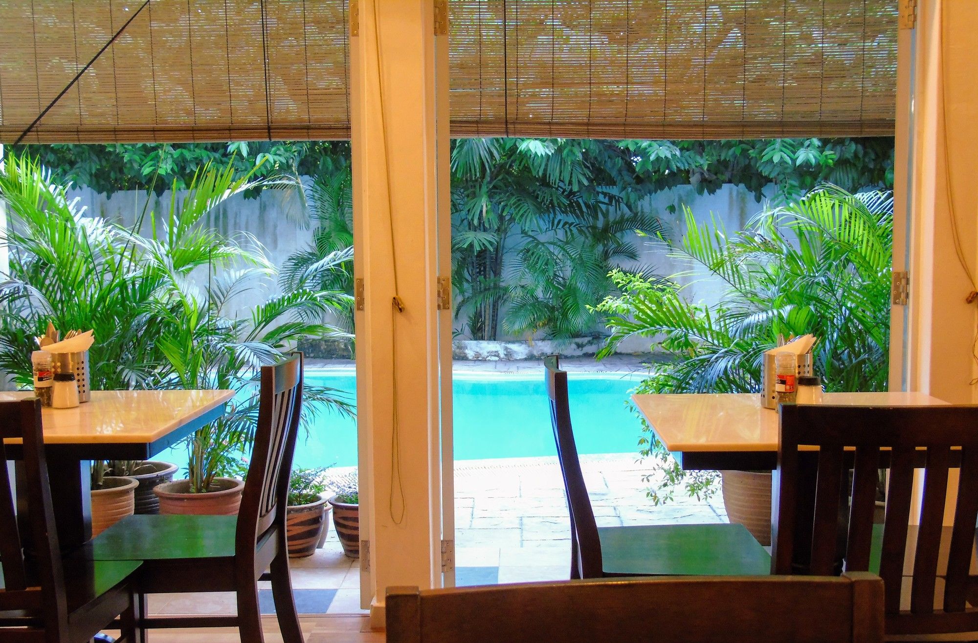 Rumah Putih Bed and Breakfast