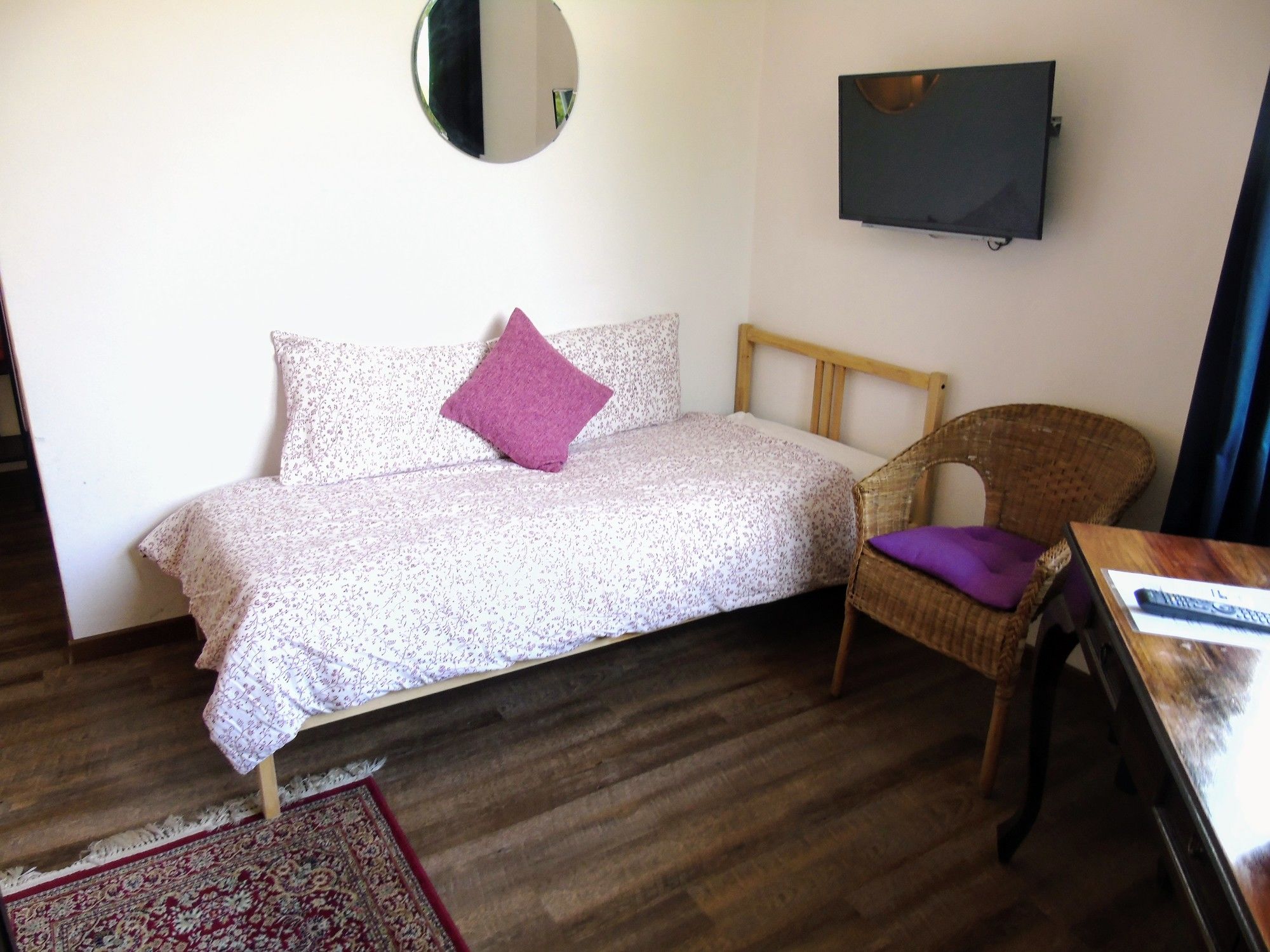 Rumah Putih Bed and Breakfast