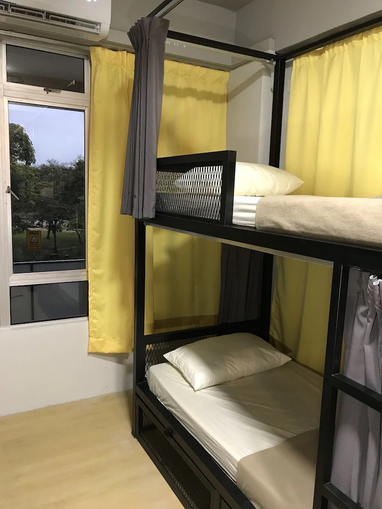 The Good Travelers Hostel At KLIA