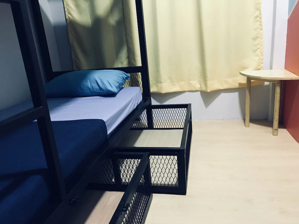 The Good Travelers Hostel At KLIA