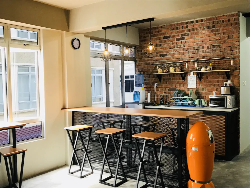 The Good Travelers Hostel At KLIA