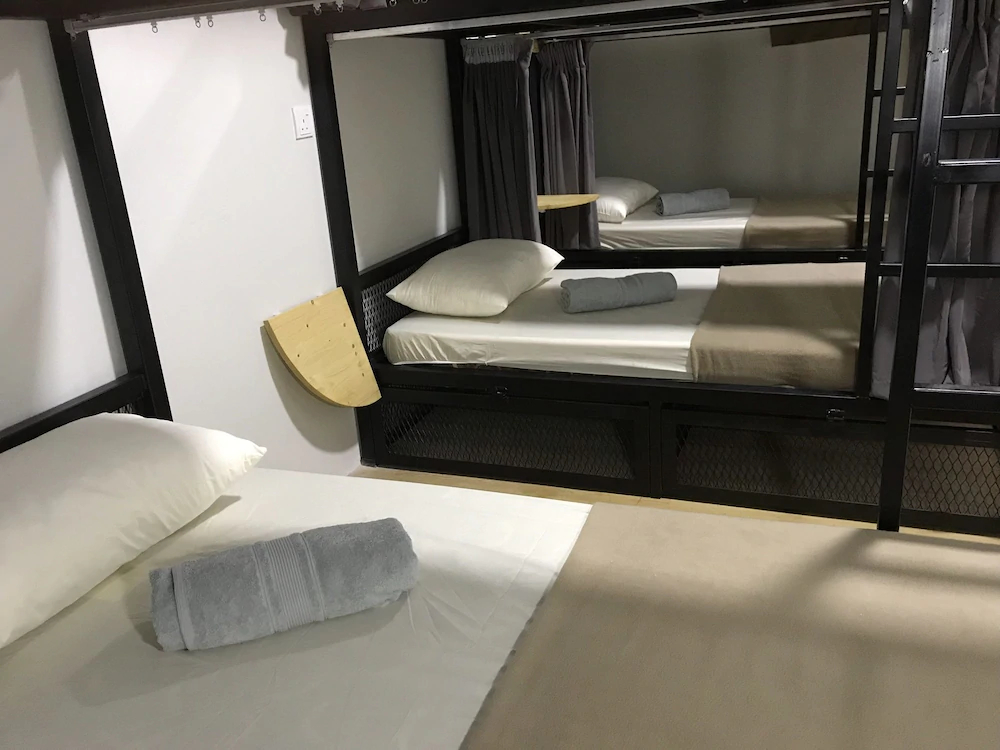 The Good Travelers Hostel At KLIA