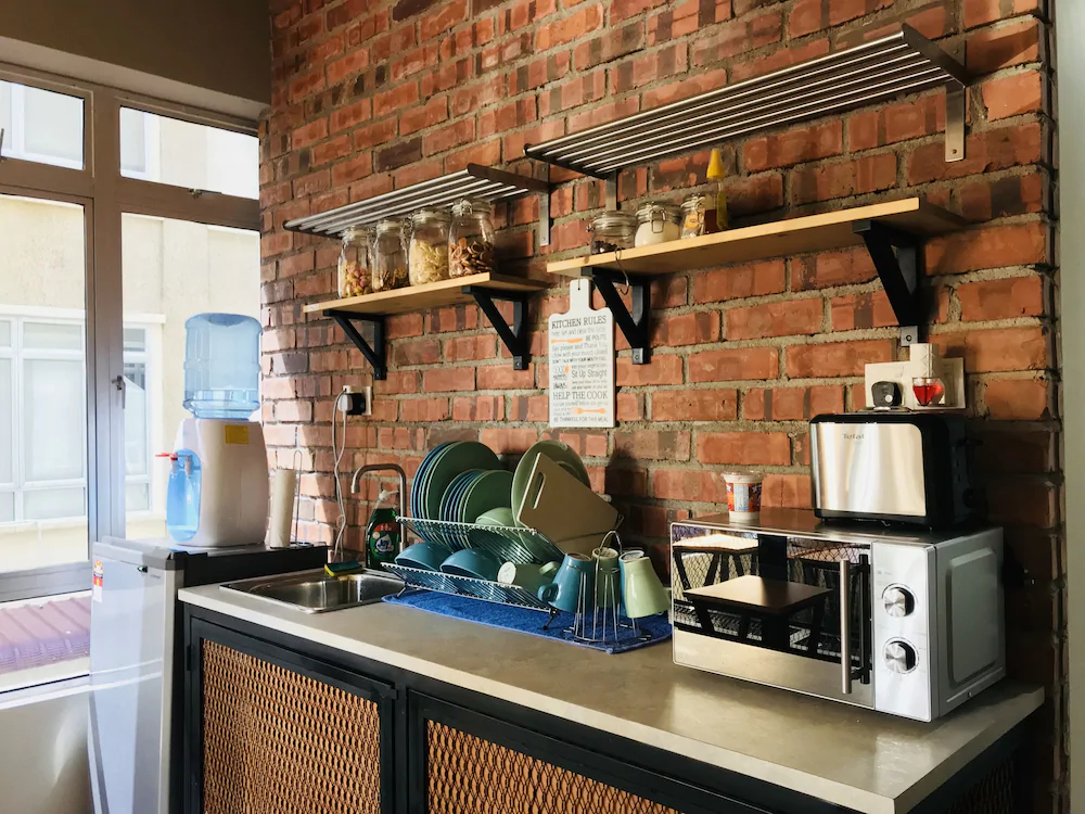 The Good Travelers Hostel At KLIA