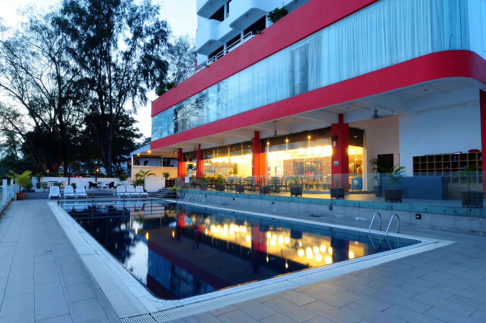 Hotel Sentral Seaview