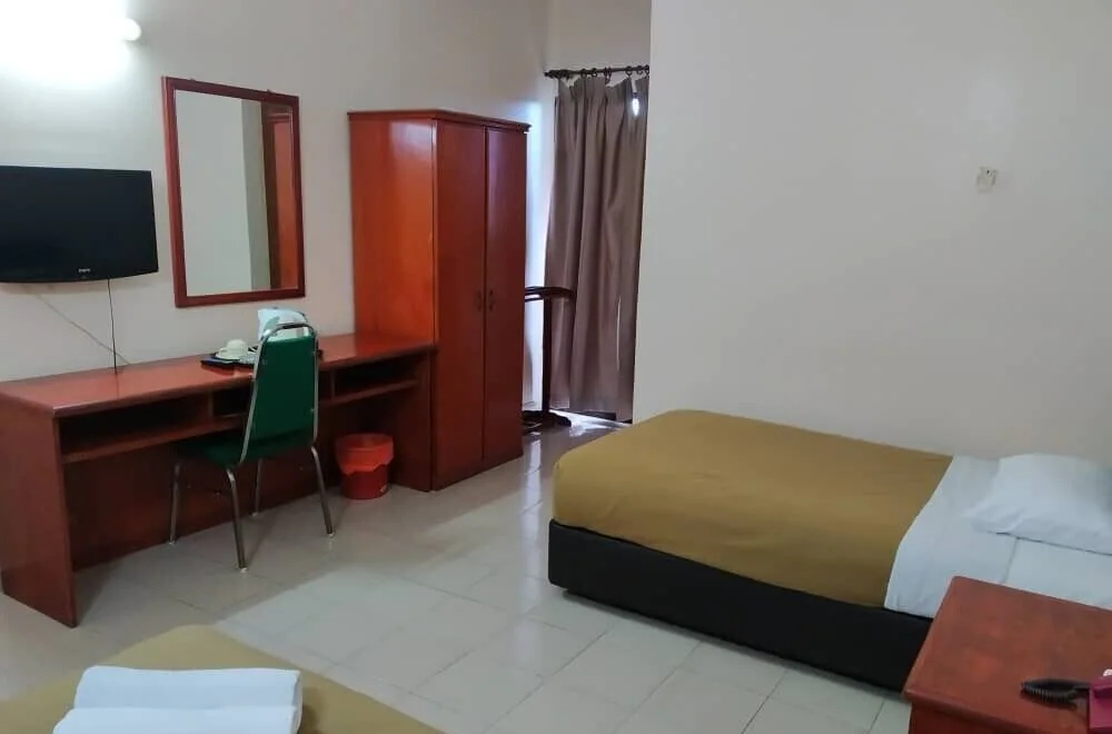 Desa Inn Hotel