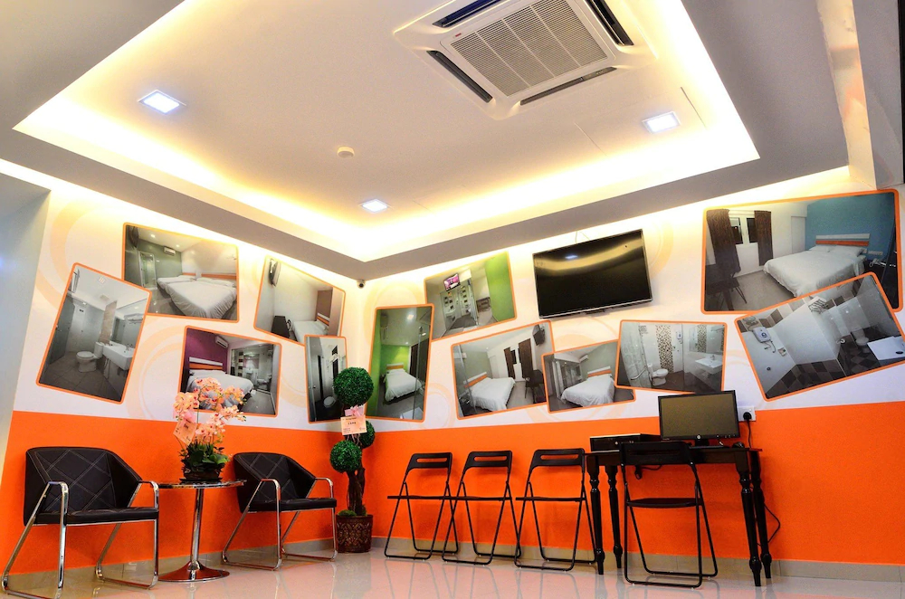 OYO 992 Red Orange Hotel Sdn Bhd Kuala Pilah