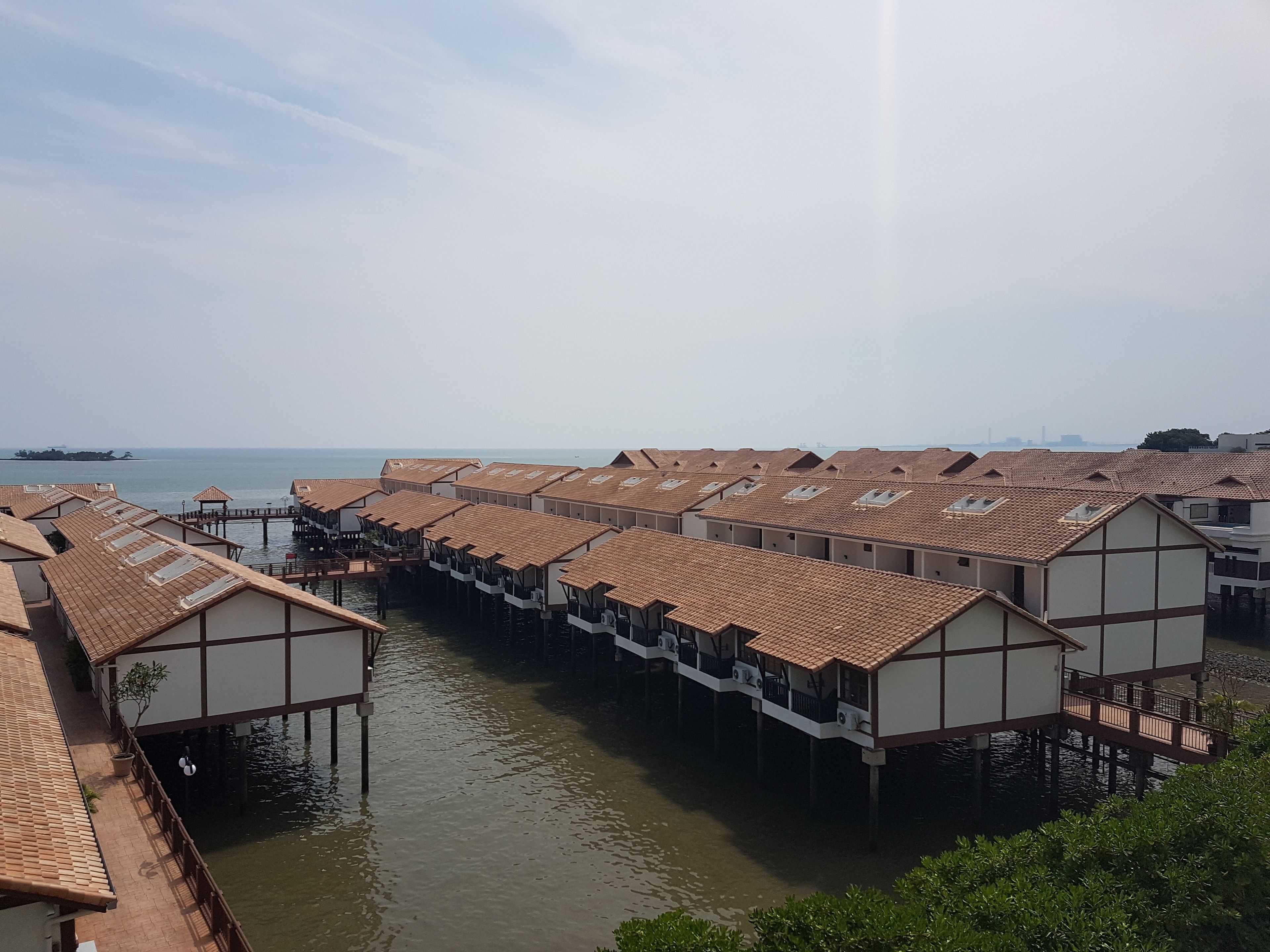 Crystal Private Water Chalet