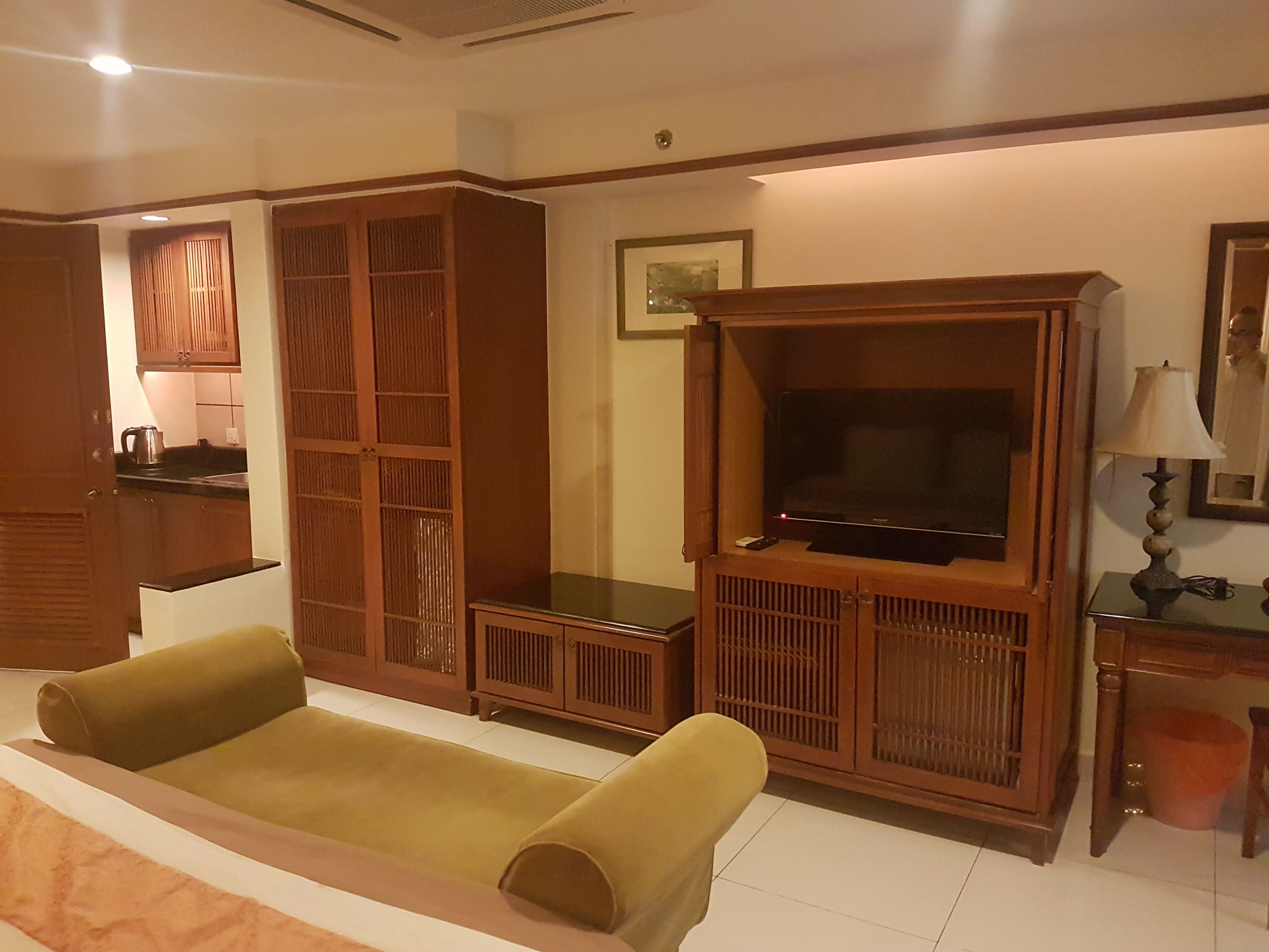 Crystal Private Water Chalet