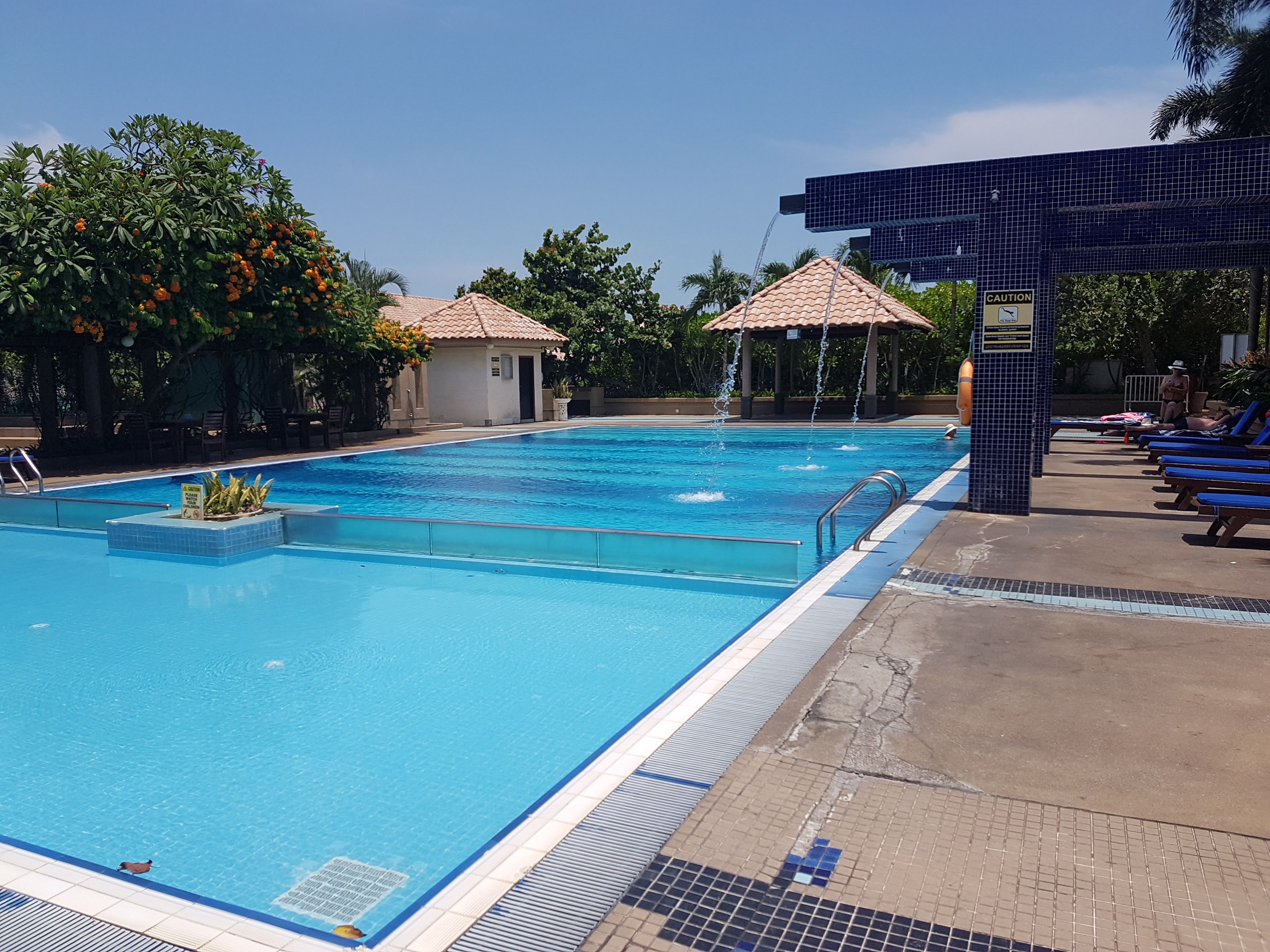 Crystal Private Water Chalet