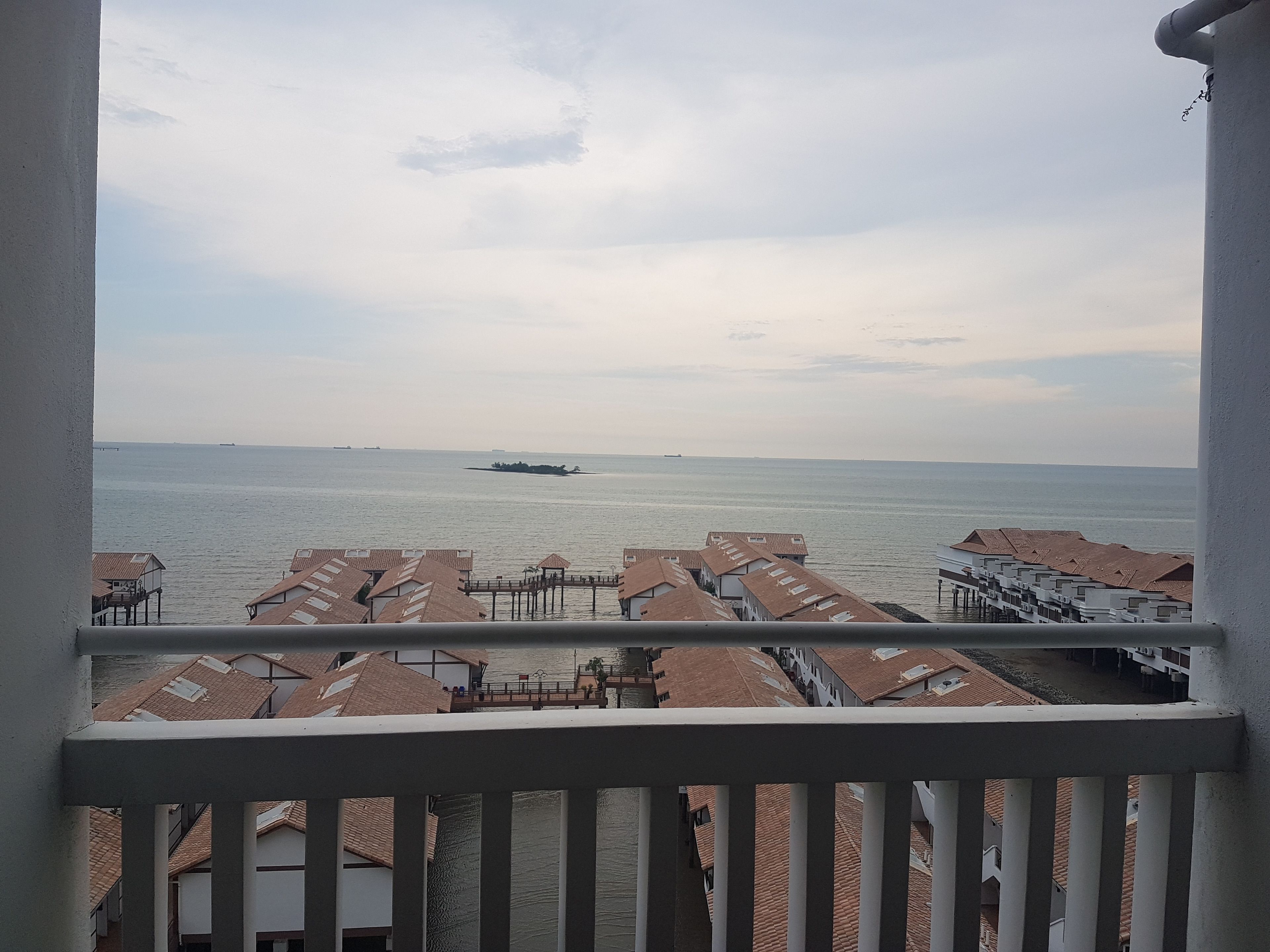 Crystal Private Water Chalet