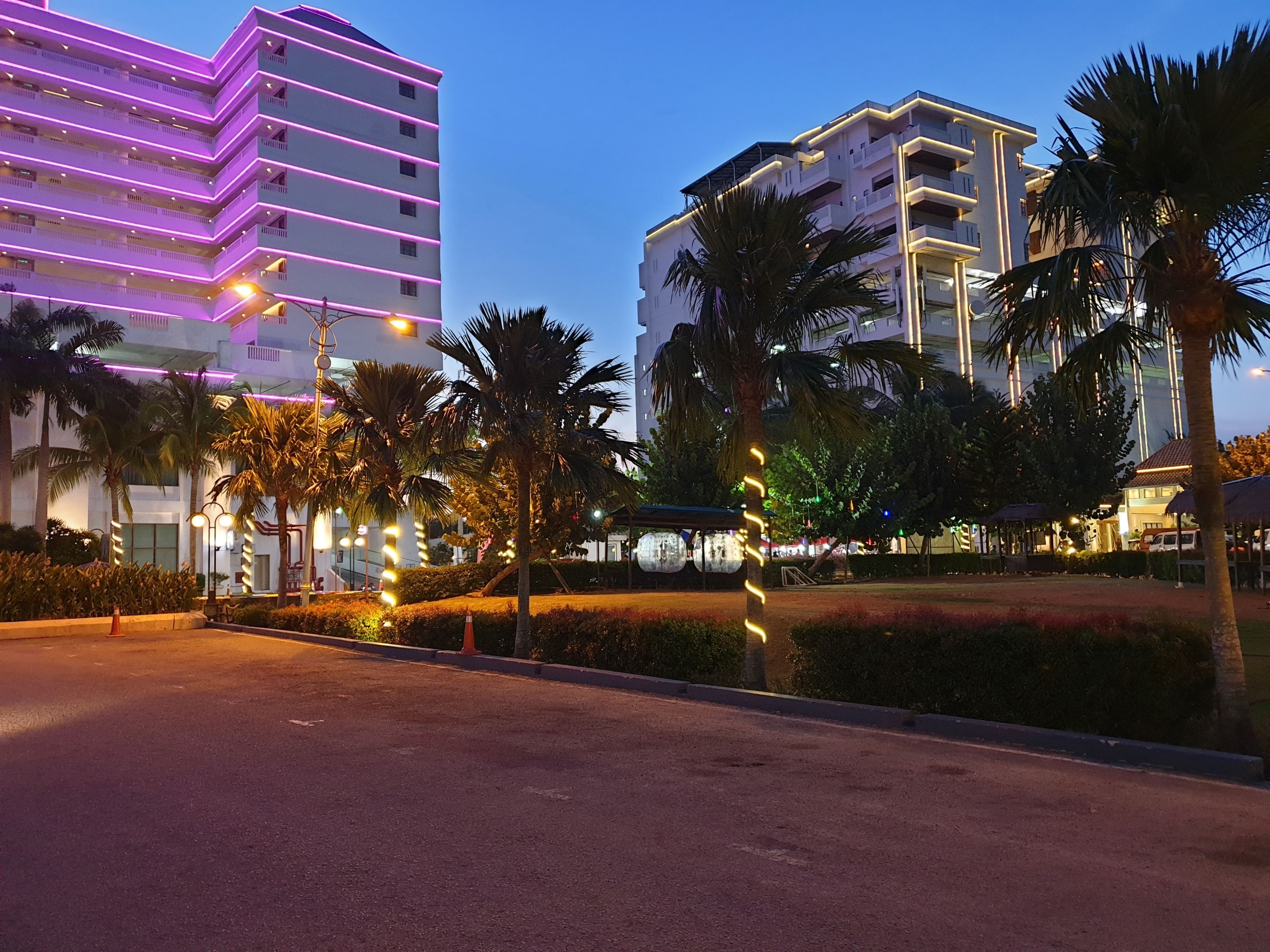 Crystal Private Water Chalet