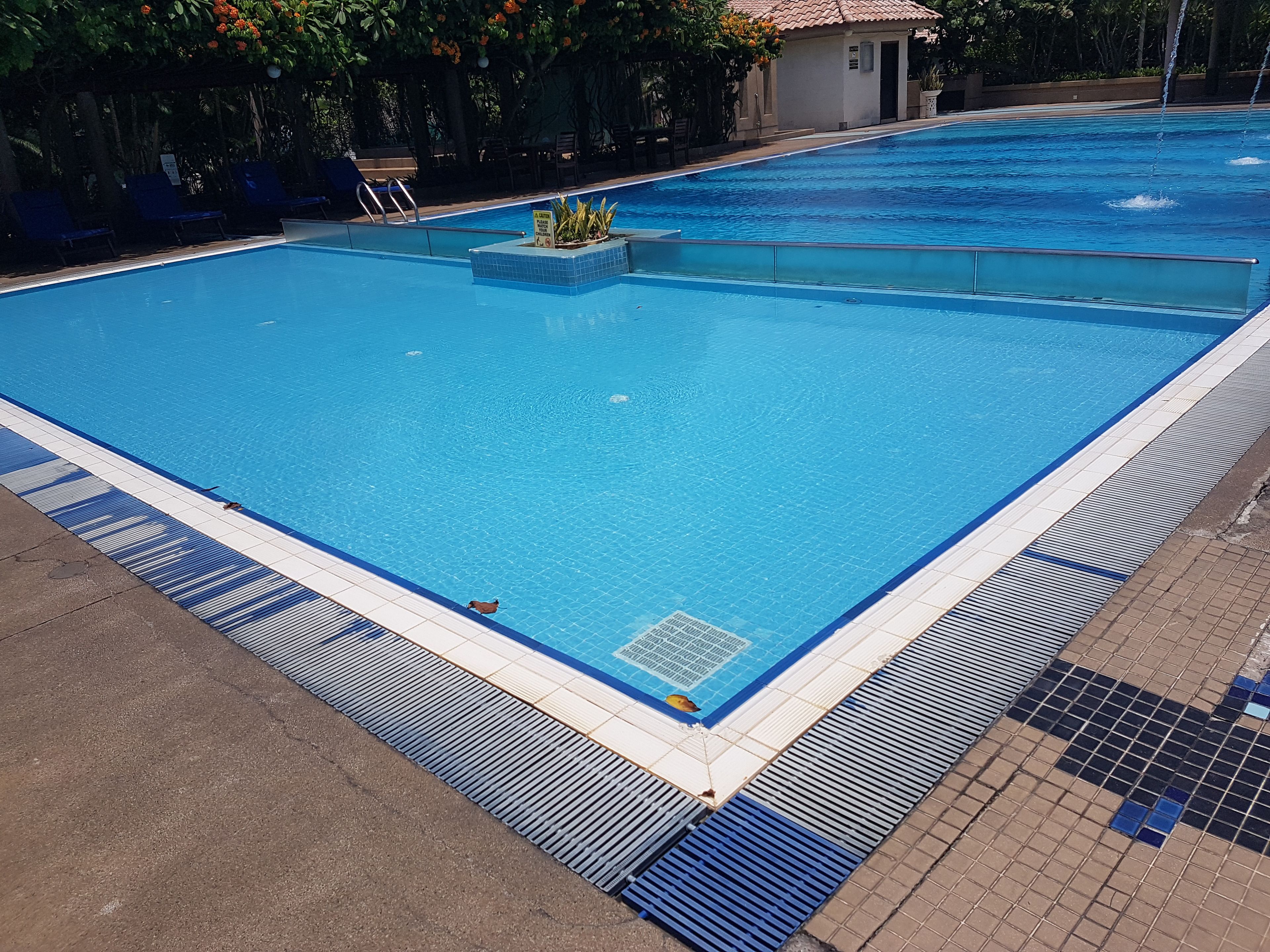 Crystal Private Water Chalet