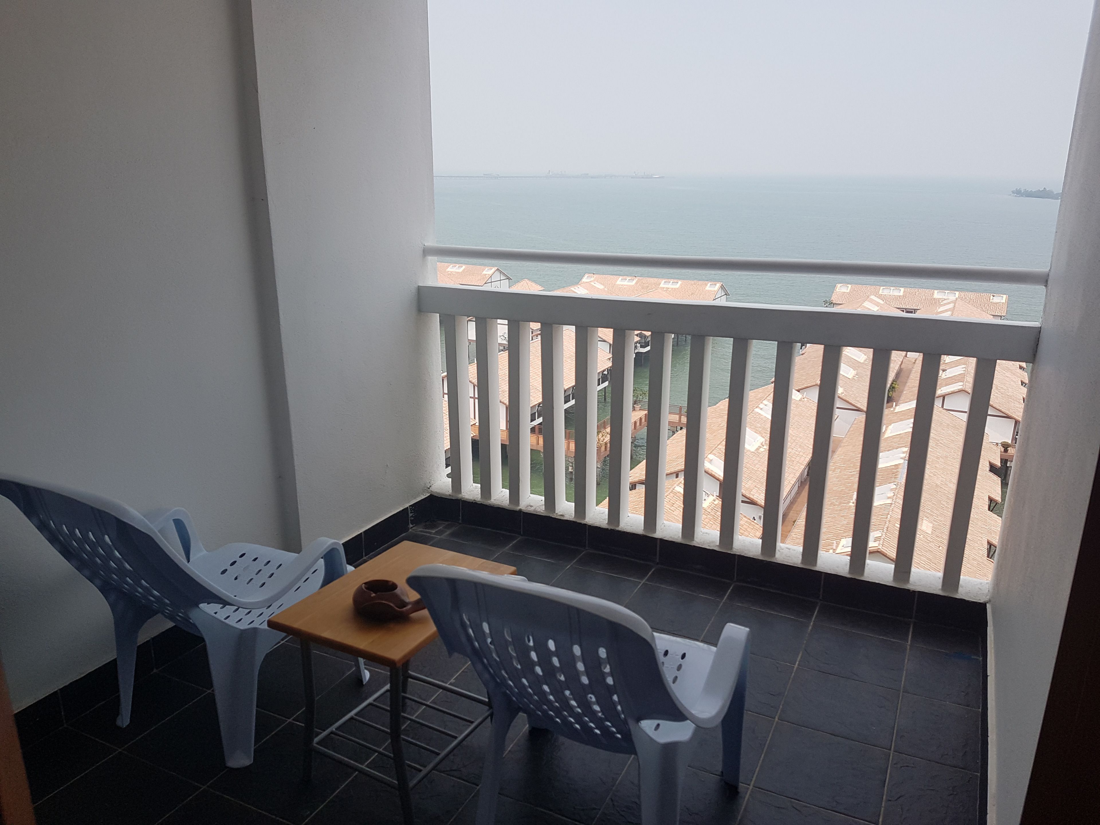 Crystal Private Water Chalet