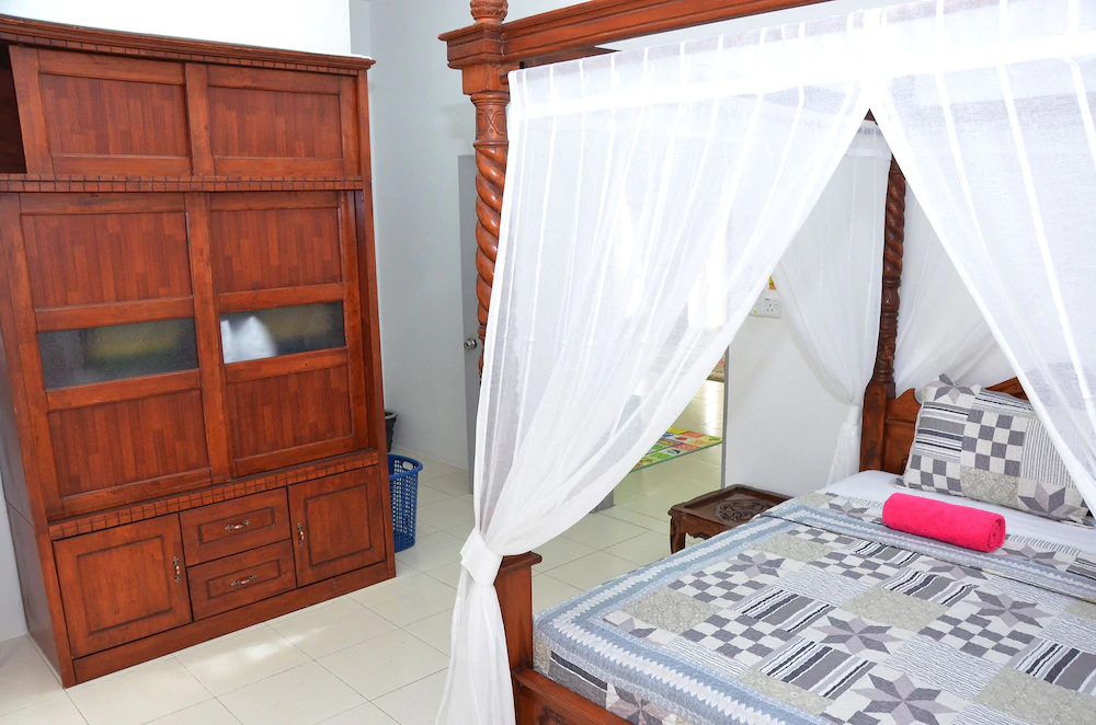 Nur Banglo Homestay Port Dickson